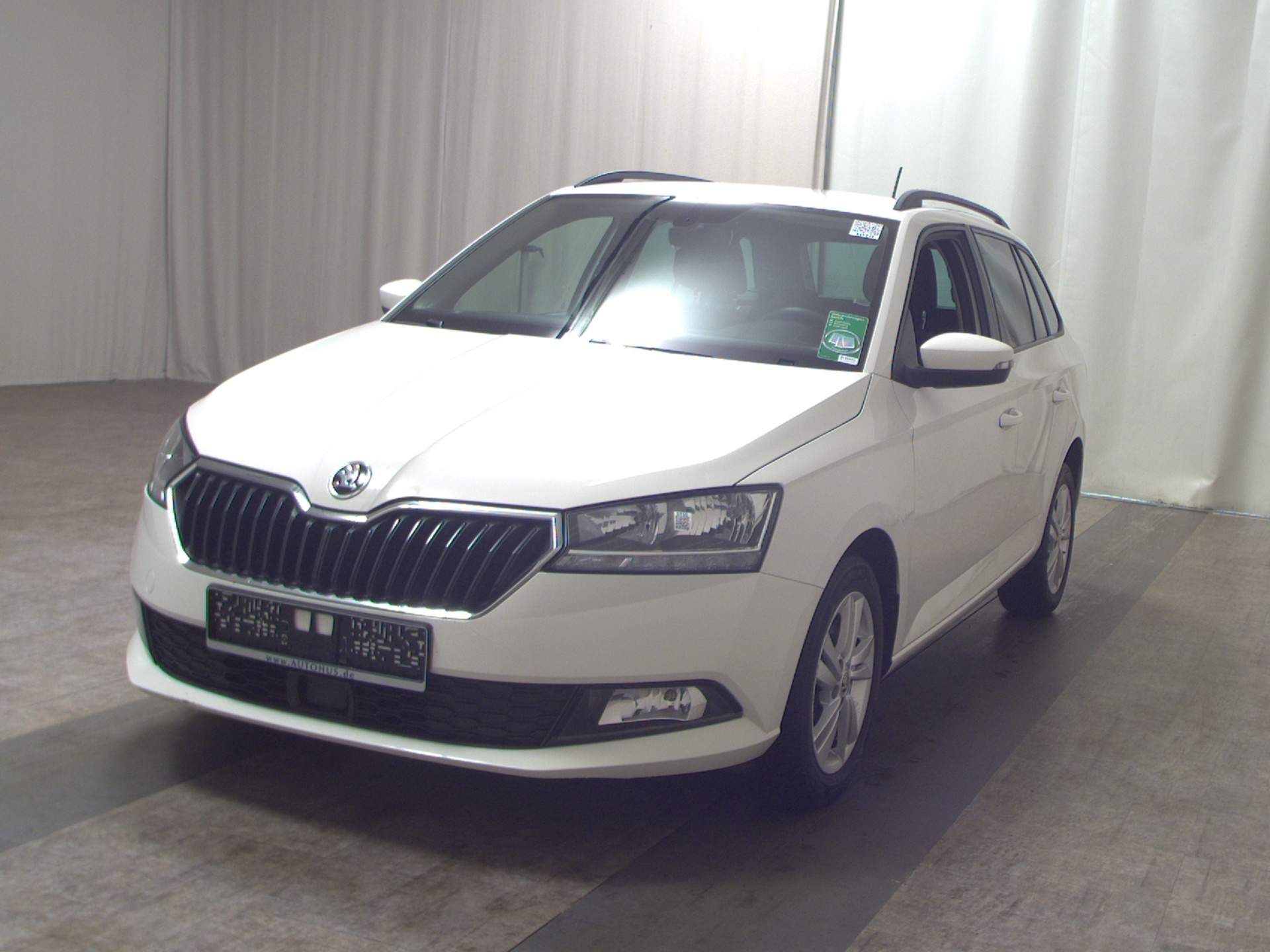 Skoda Fabia Kombi 1.0 TSI Style Navi PDC SHZ 2