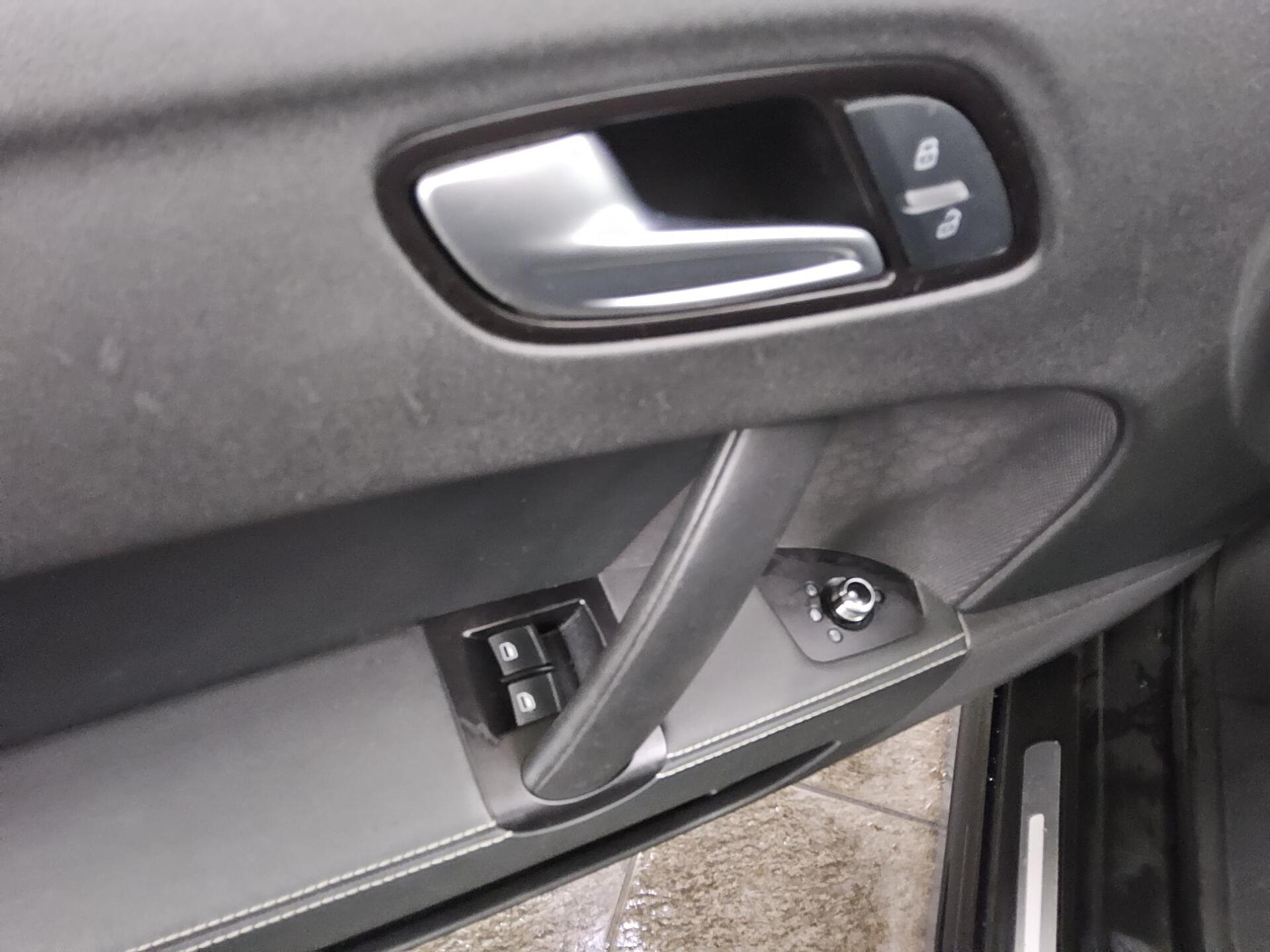 Audi TT 2.0 TFSI Coupe S-Line Leder Xenon+ 9