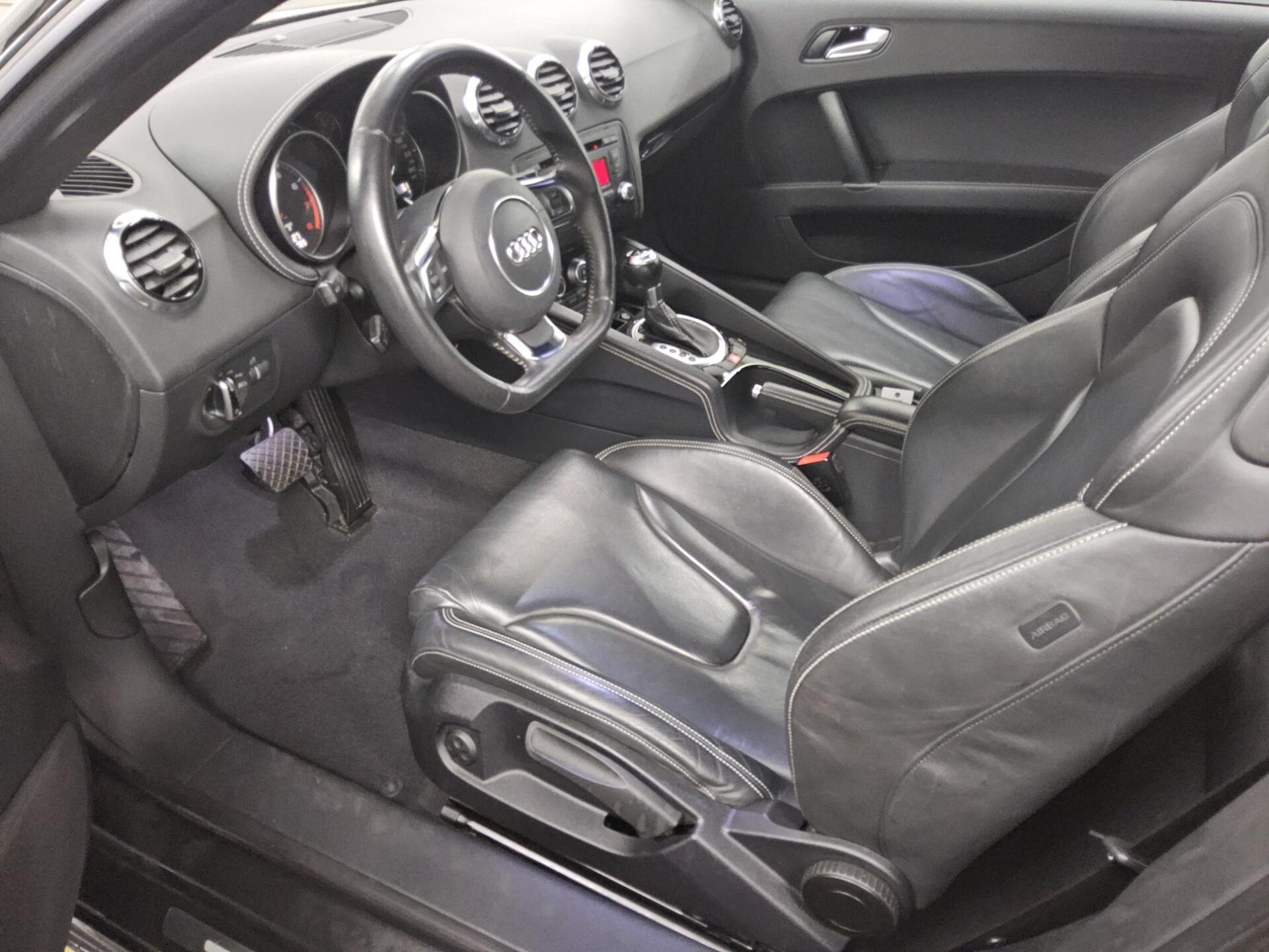 Audi TT 2.0 TFSI Coupe S-Line Leder Xenon+ 8