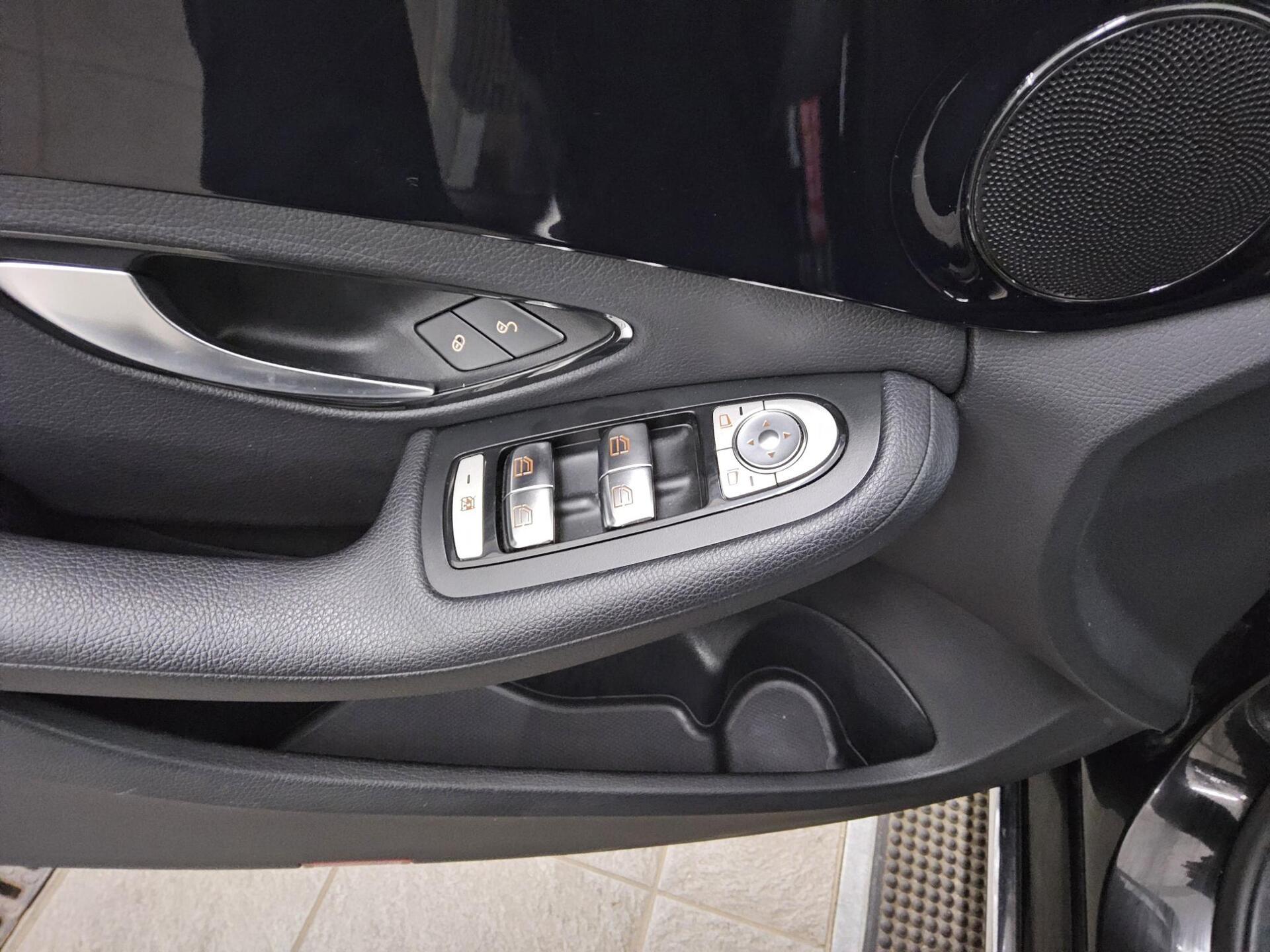 Mercedes-Benz C 200 T d Navi AHK Tempomat 9