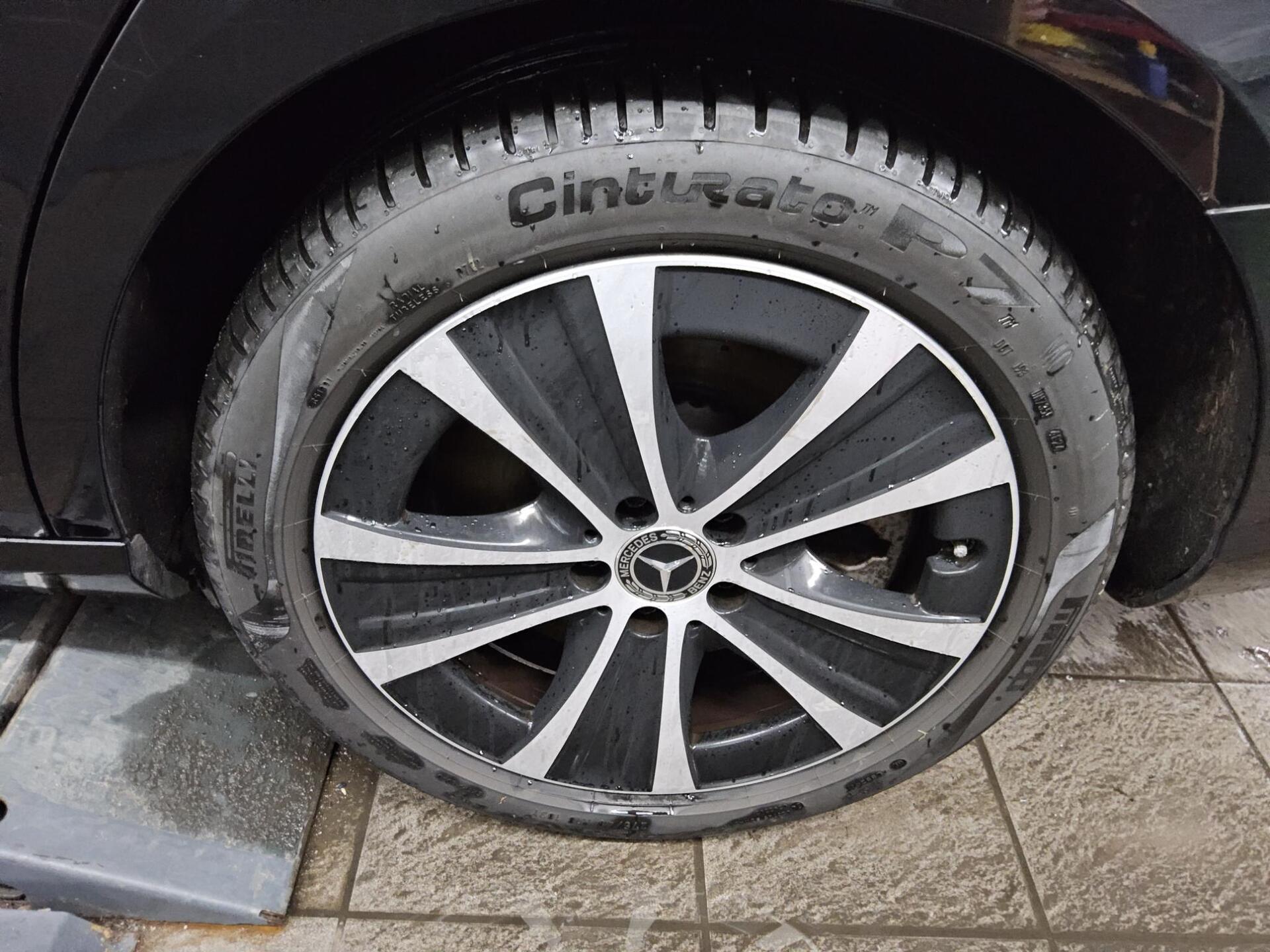 Mercedes-Benz E 300 T de Avantgarde Navi MB-LED Wide Burm. HuD 11