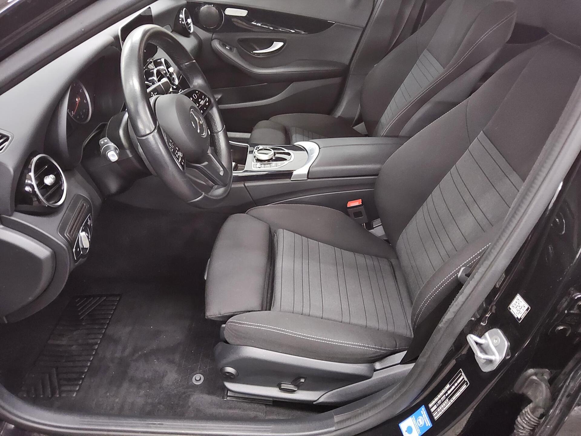 Mercedes-Benz C 180 T d Navi LED RFK AHK Shz 8