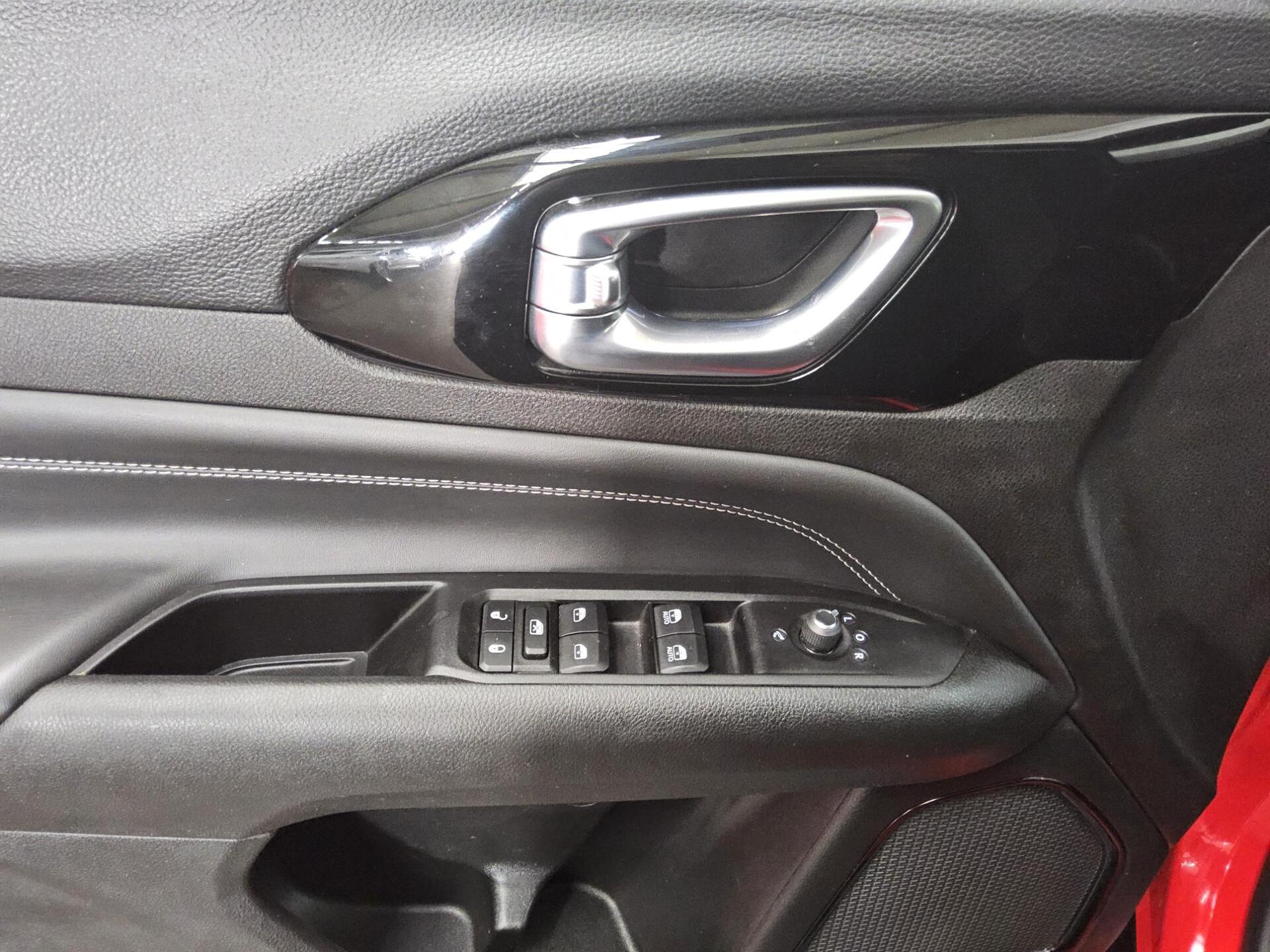 Jeep Compass Hybrid 4WD 80th Anniversary Navi Kamera 10