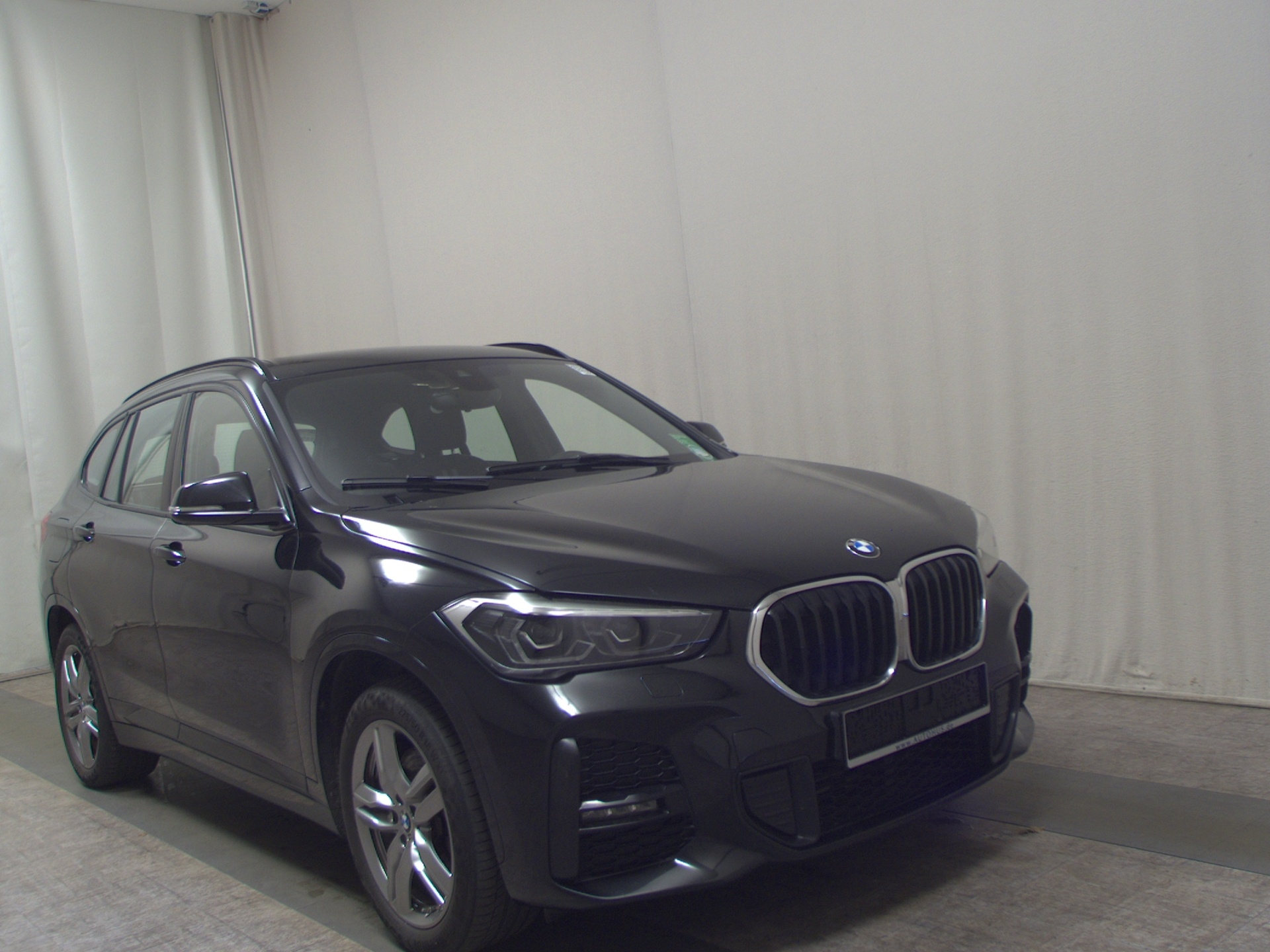 BMW X1 xDrive25e M-Sport T-Leder Navi LED AHK 3