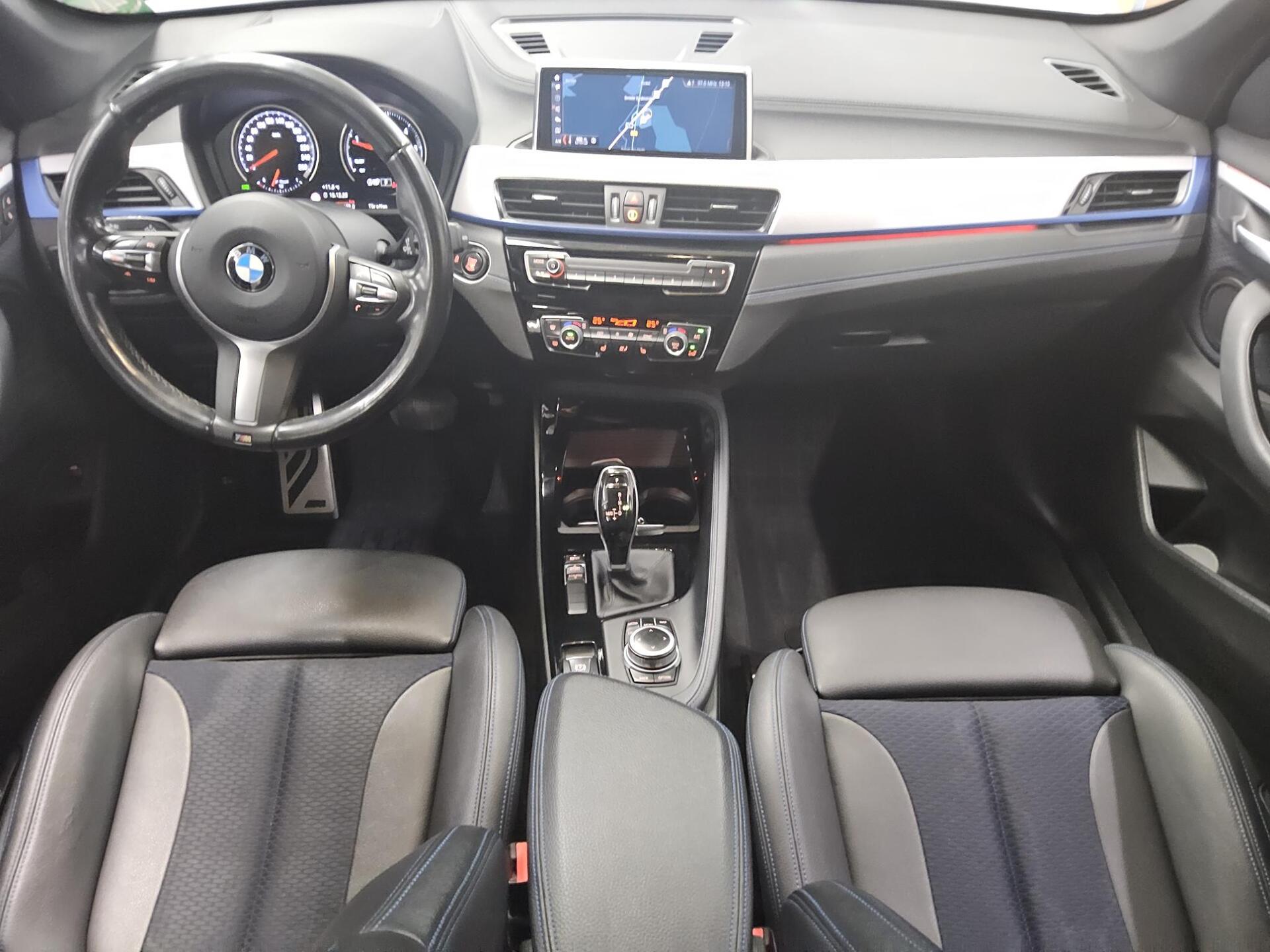 BMW X1 sDrive18d M-Sport Navi LED AHK ACC Shz PDC 5