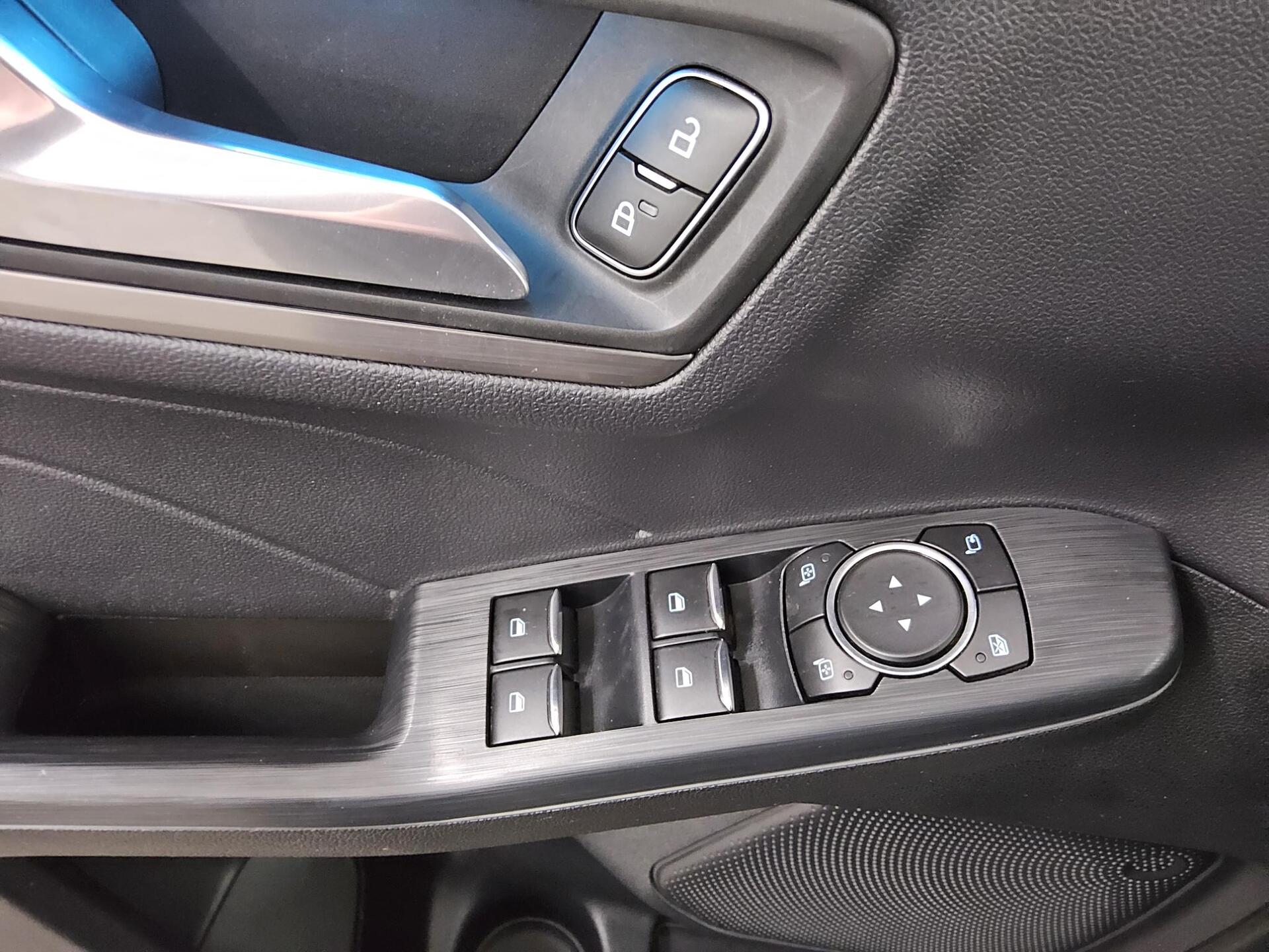 Ford Kuga 1.5 EB Titanium Navi LED RFK ACC HuD RfK 10