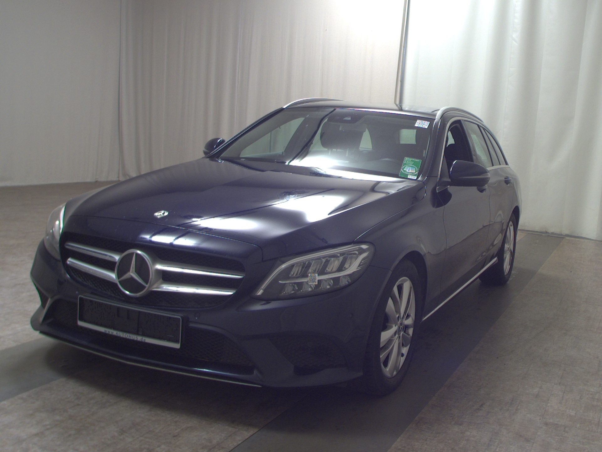 Mercedes-Benz C 300 T d Avantgarde Navi LED Panorama 2