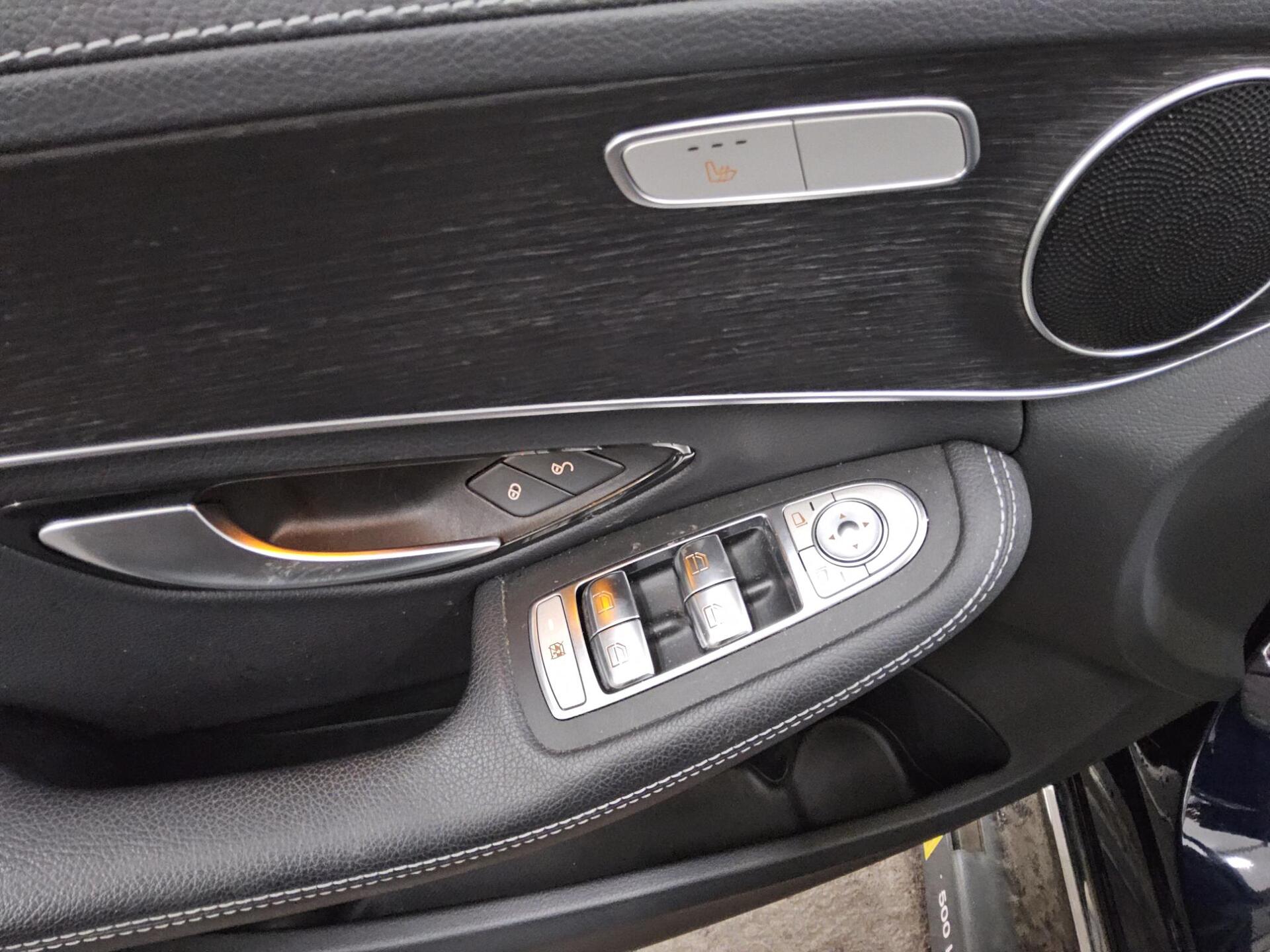 Mercedes-Benz C 300 T d Avantgarde Navi LED Panorama 9