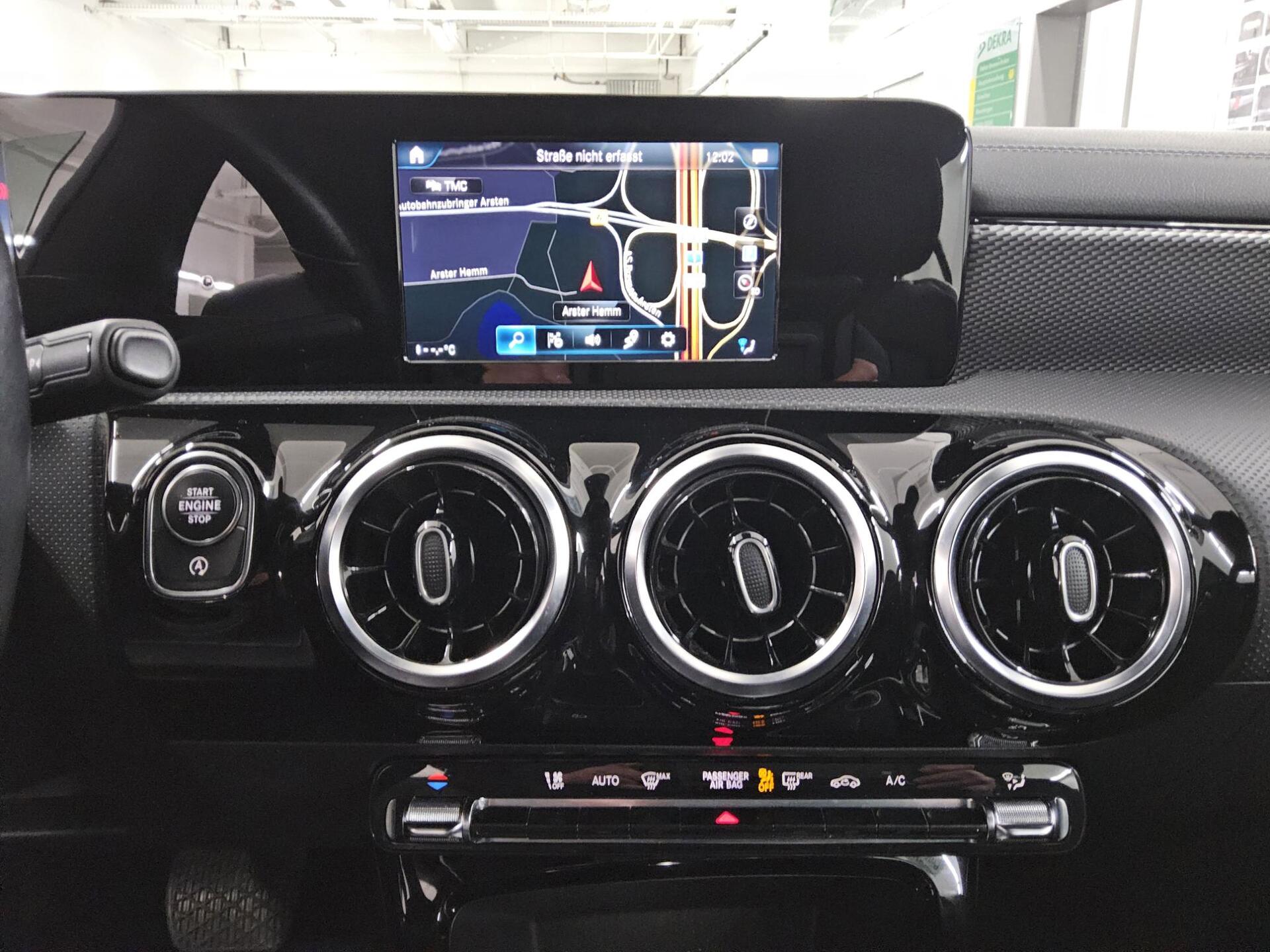 Mercedes-Benz CLA 220 SB d Progressive Navi LED AHK Kamera 7