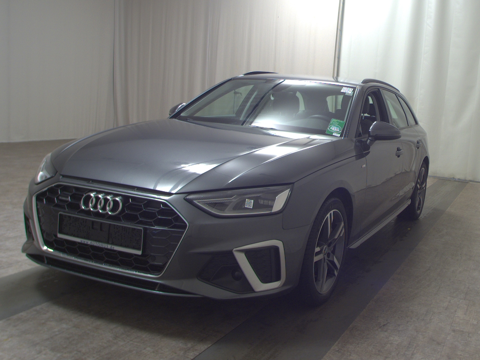 Audi A4 Avant 40 TFSI Qu. S-Line Navi+ LED vc+ ACC 2