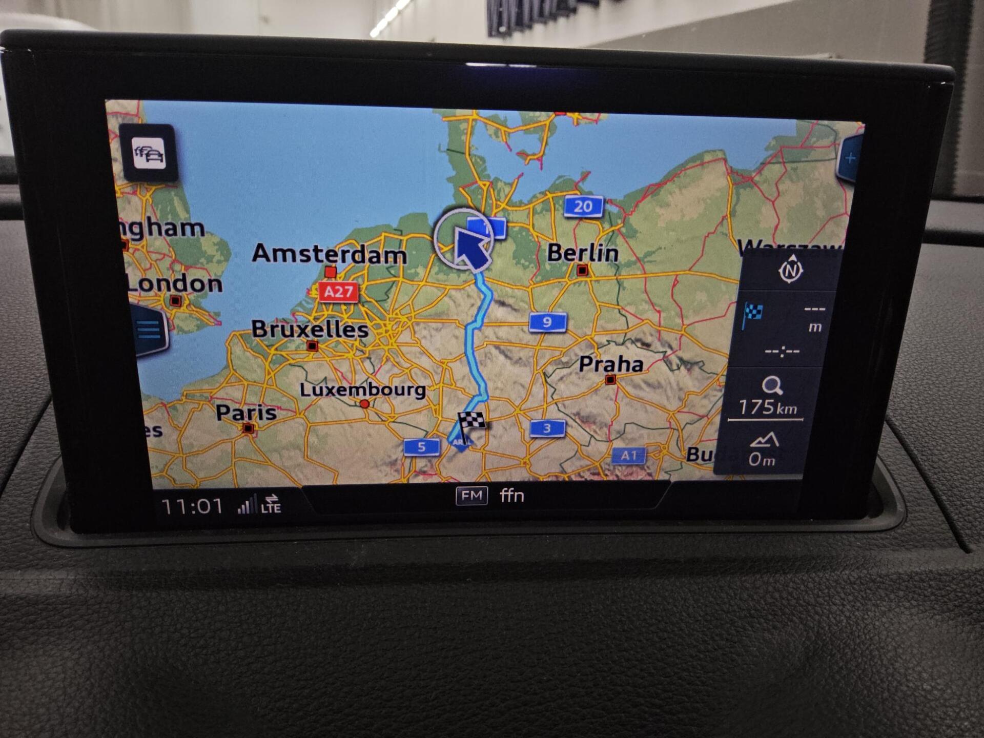 Audi A3 Sportback 40 TDI Qu. sport Navi+ Xenon Sound 7