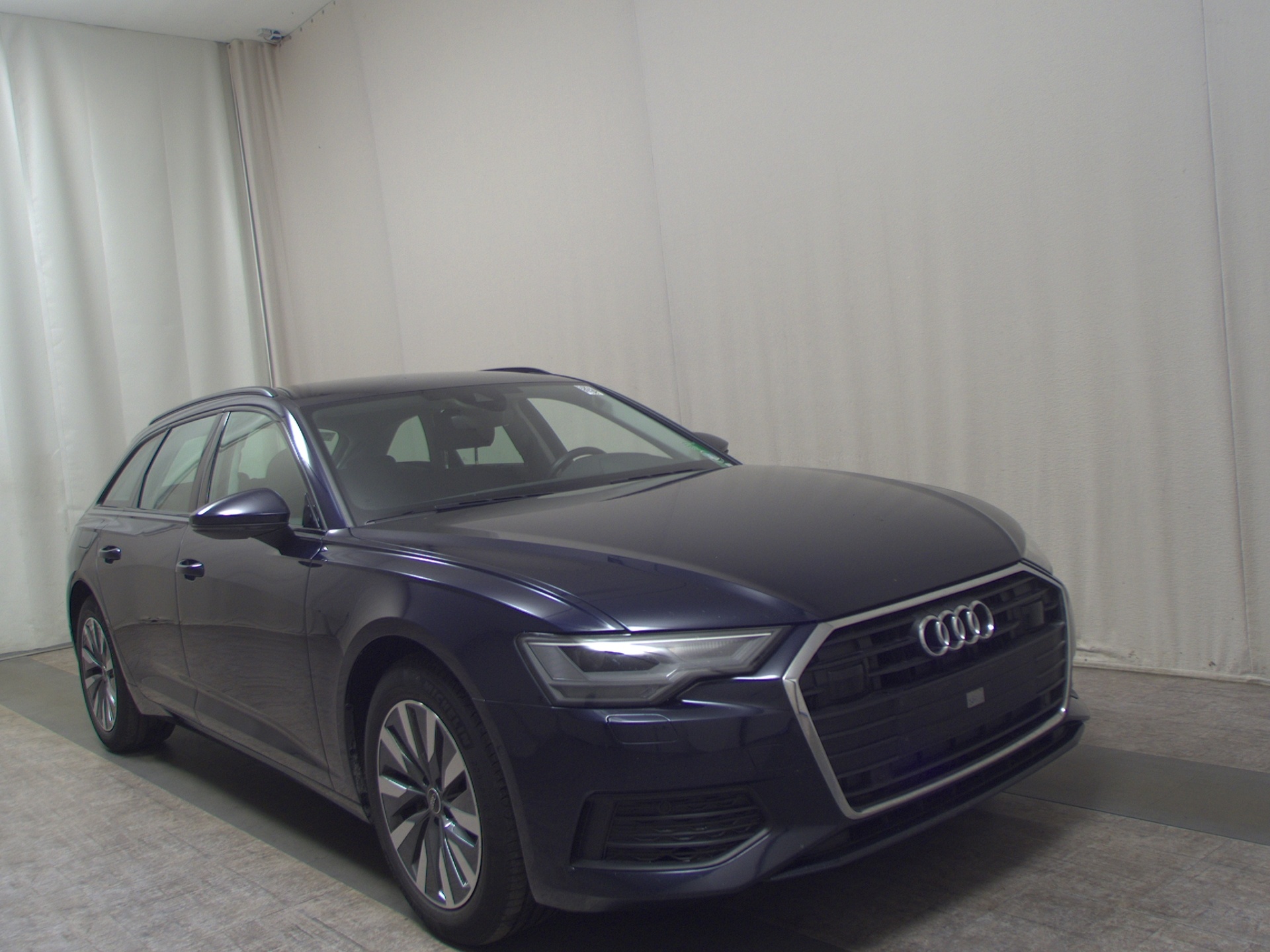 Audi A6 Avant 40 TDI Navi LED Sound ACC 3