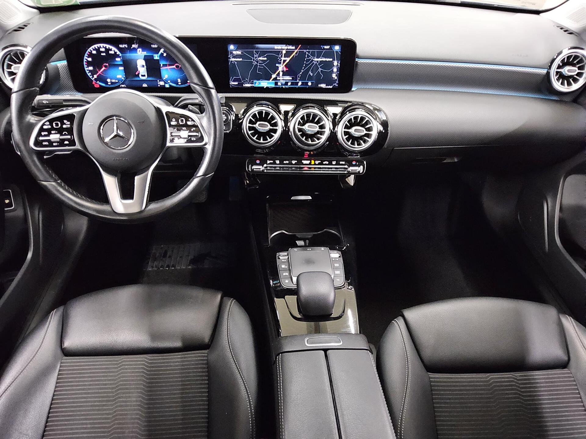 Mercedes-Benz A 200 Lim. d Progressive Navi LED RfK Distr.+ 5