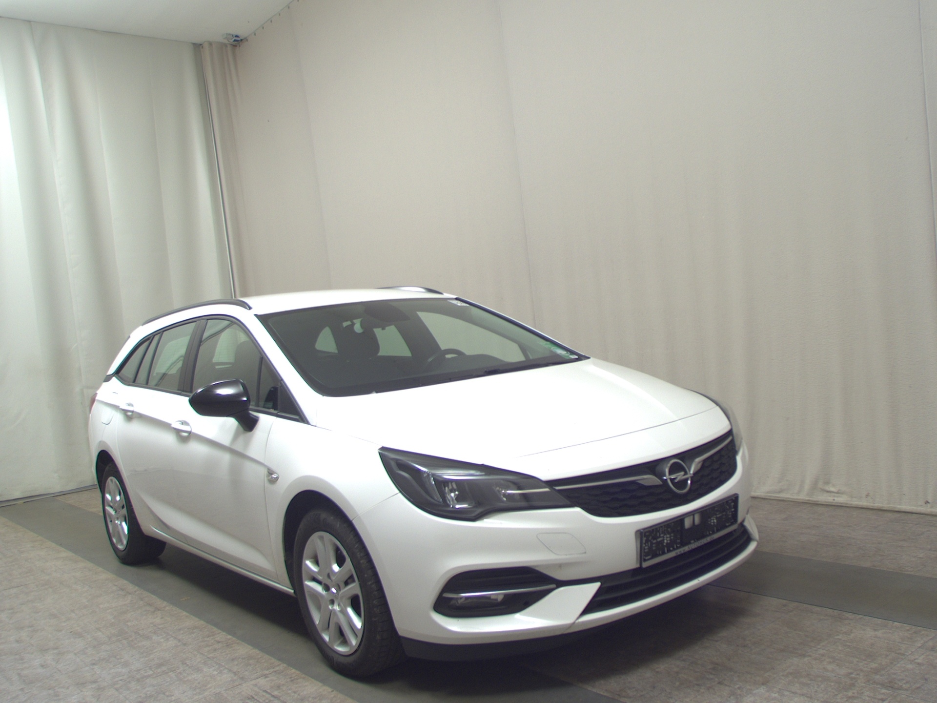 Opel Astra ST 1.5 D Edition Navi LED Shz Klima 3