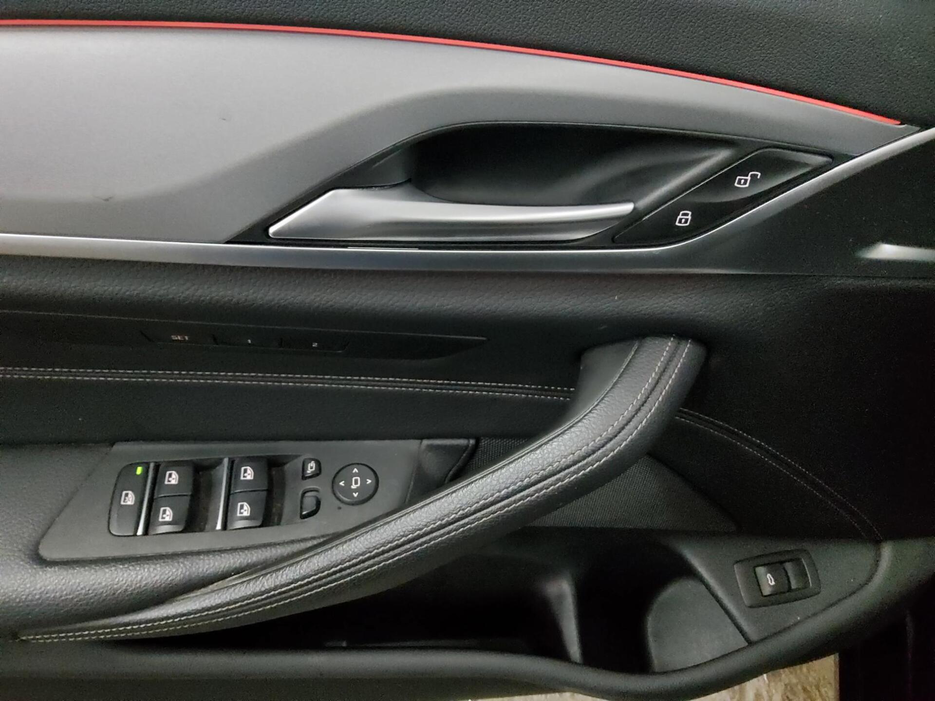 BMW 520iA Touring Leder Navi LED LC-Pro HuD HiFi AHK 10