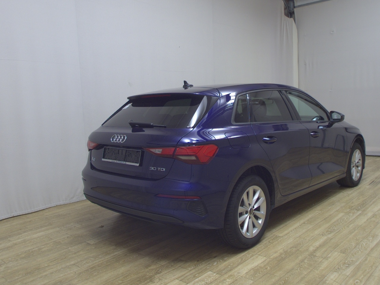 Audi A3 Sportback 30 TDI Navi+ LED virtual RFK ACC 4