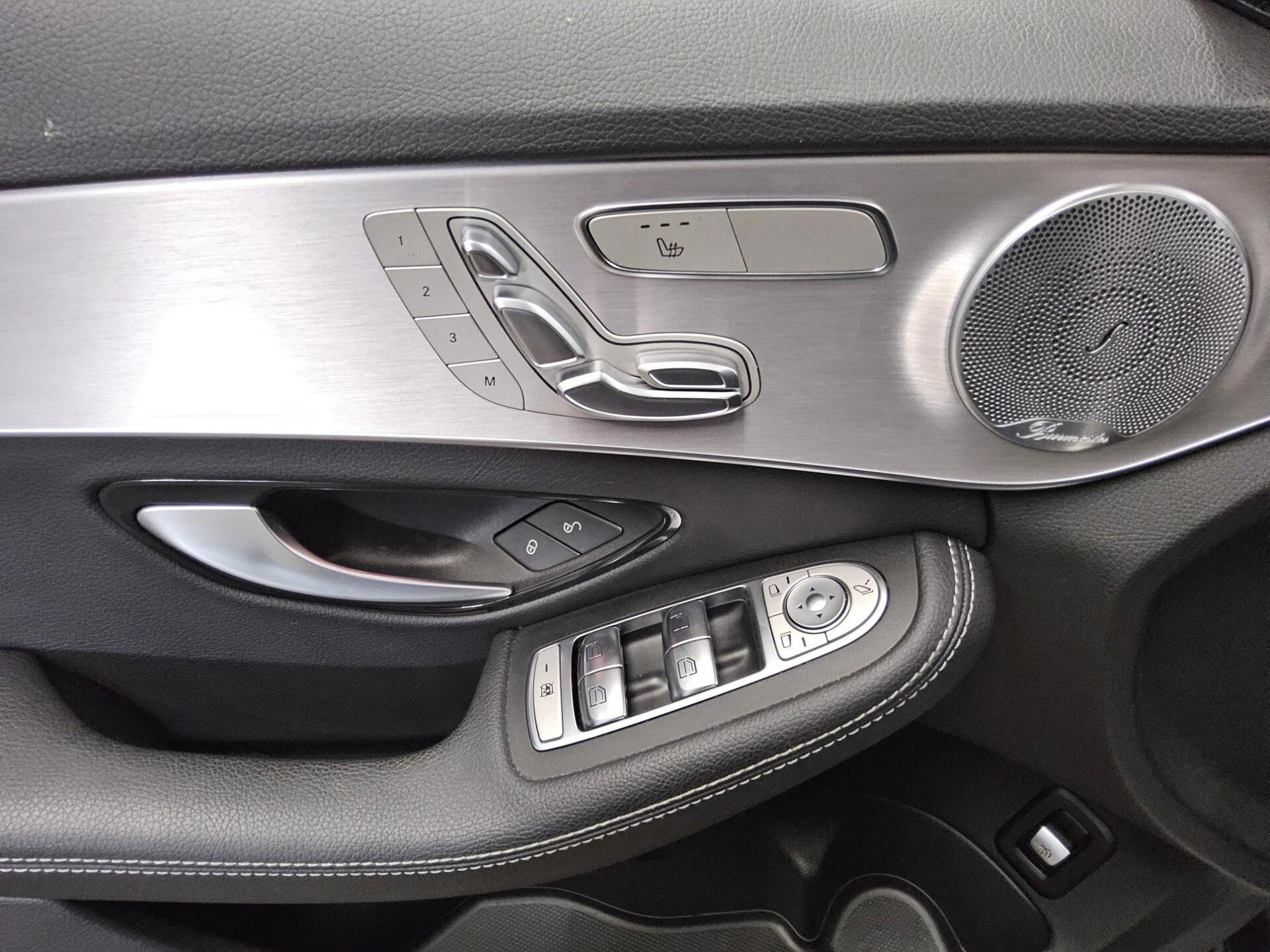 Mercedes-Benz C 300 T de Avantgarde Navi Widesc. LED Burmester 10