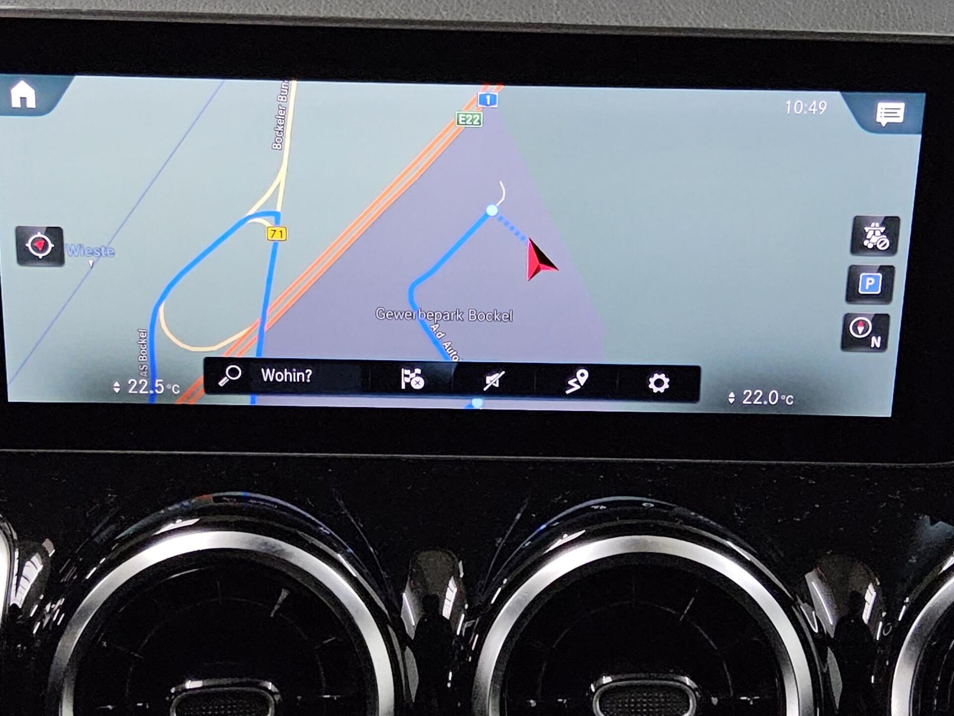 Mercedes-Benz GLB 220 d 4M Progressive T-Leder AHK Nav LED RFK 7