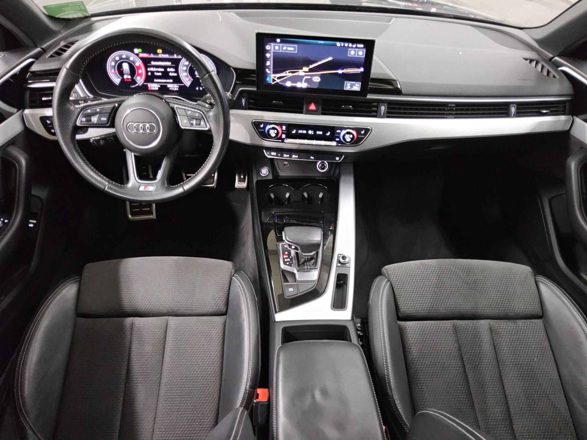 Audi A4 Avant 40 TFSI S-Line black Navi+ vc Pano LED 5