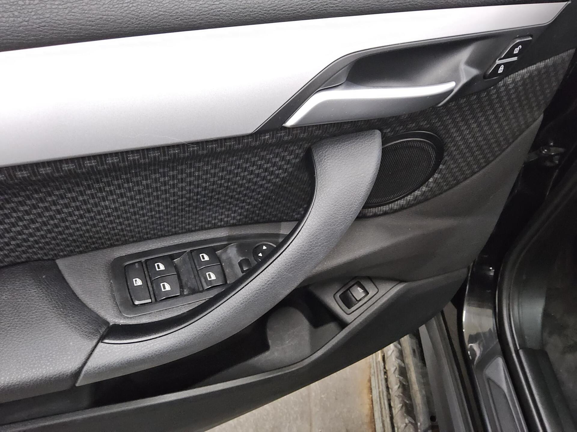 BMW X1 sDrive20d Advantage 2-Sitze Navi LED 9