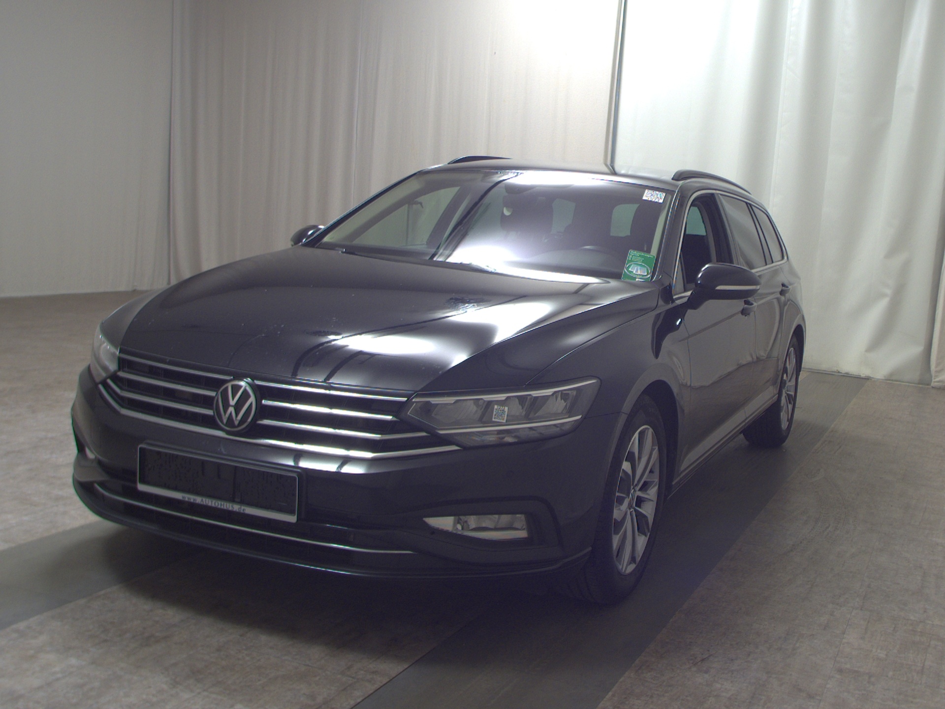 Volkswagen Passat Var. 2.0 TDI Business Navi LED ACC RFK 2