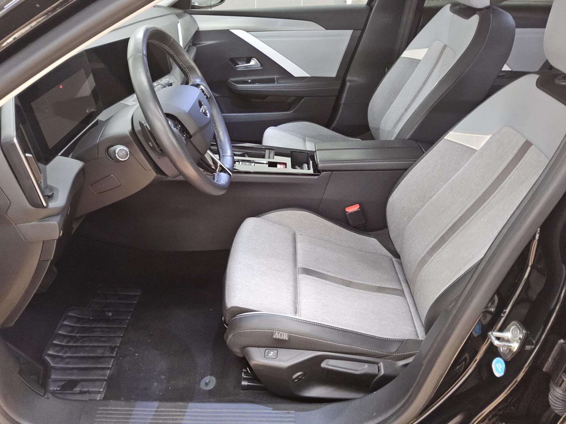 Opel Astra ST 1.5 D Elegance Navi LED Shz RFK 9