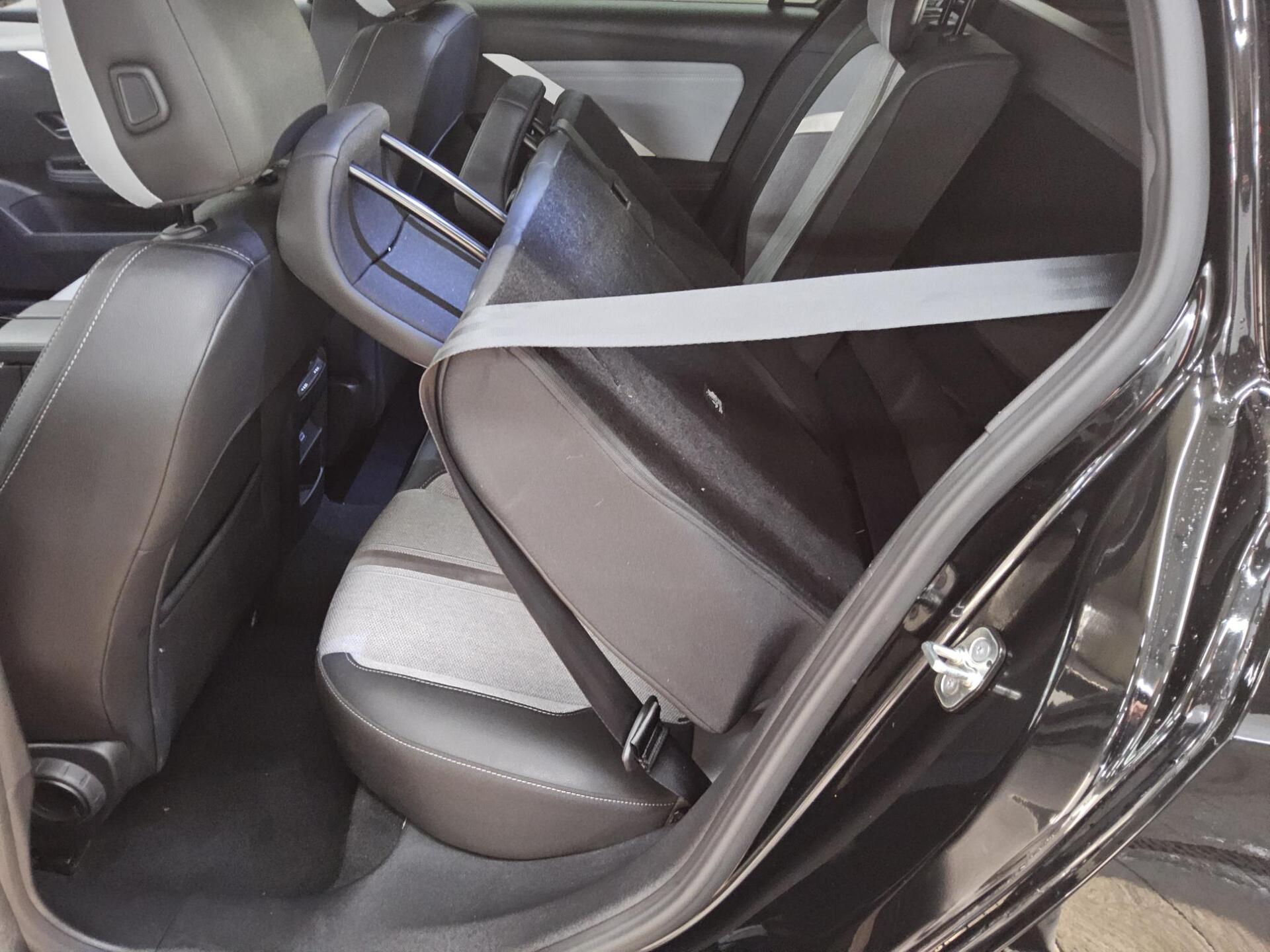 Opel Astra ST 1.5 D Elegance Navi LED Shz RFK 12