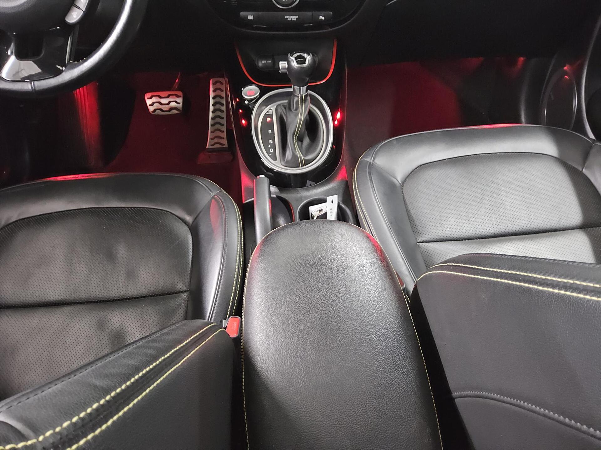 Kia Soul 1.6 CRDI Navi Xenon RfK Pano Sound Tempomat 6