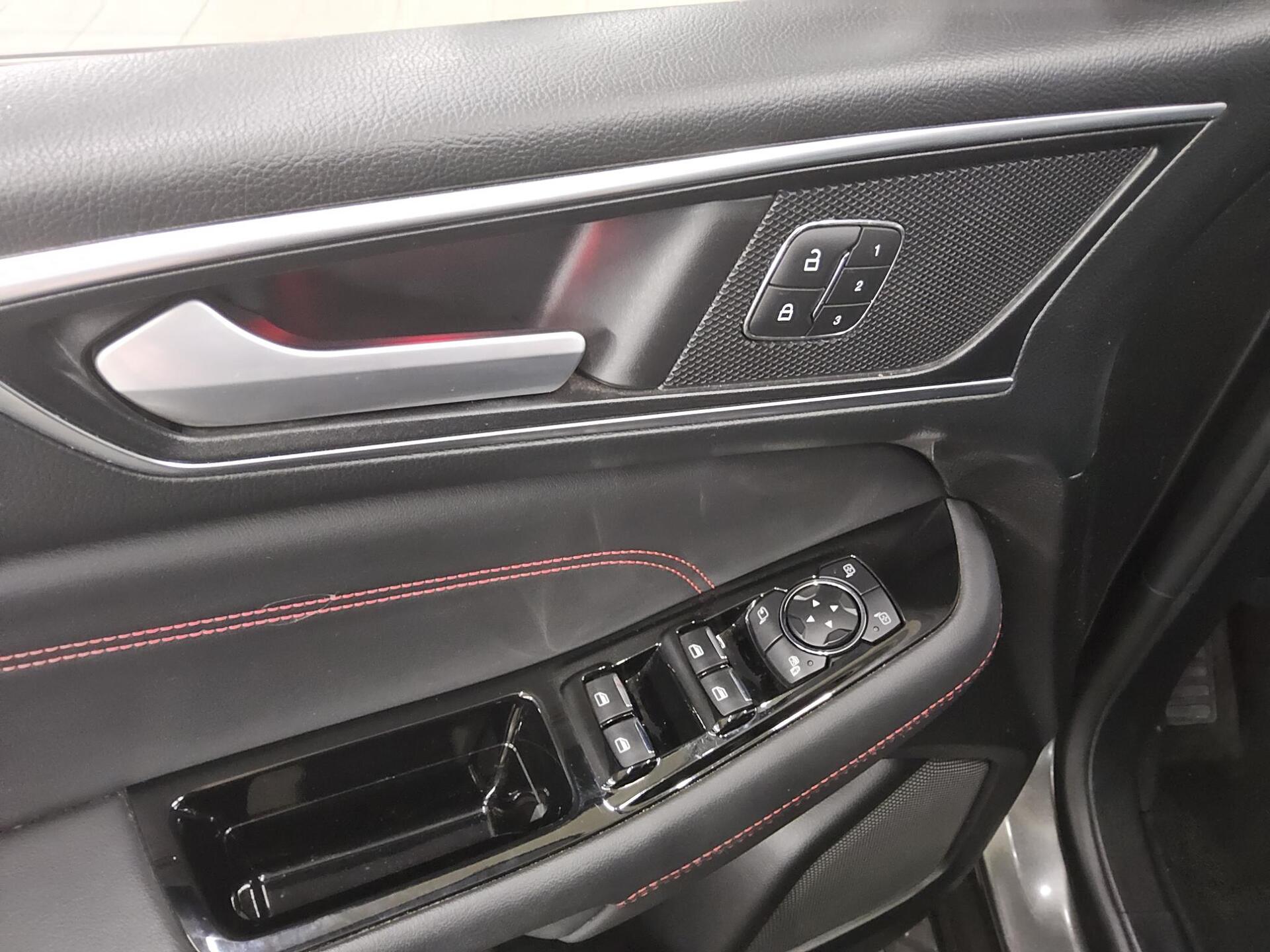 Ford S-Max 2.5 Duratec ST-Line Navi LED ACC BLIS 9