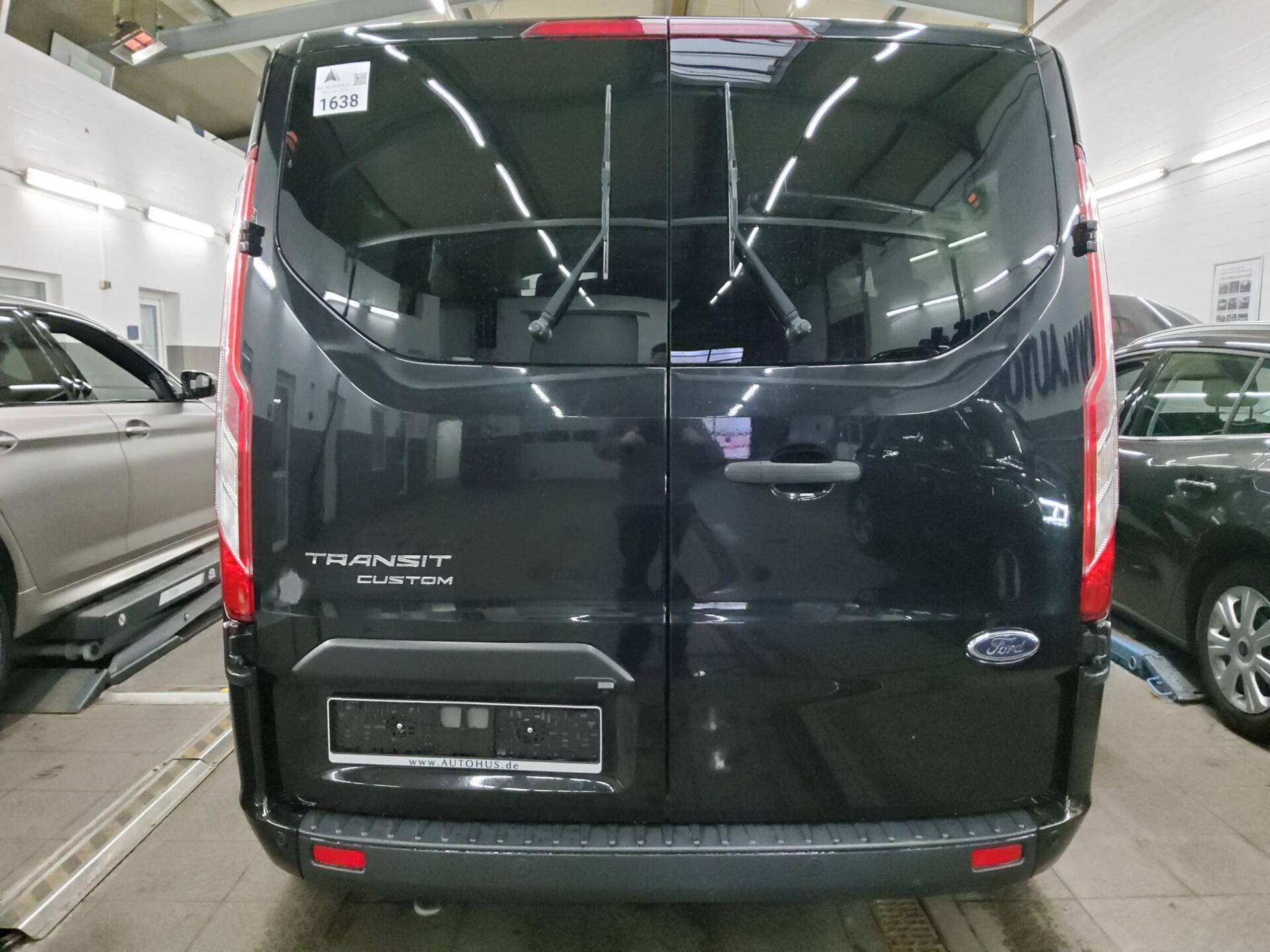 Ford Transit Custom 2.0 TDCi Trend 9-Sitze Navi RfK 10