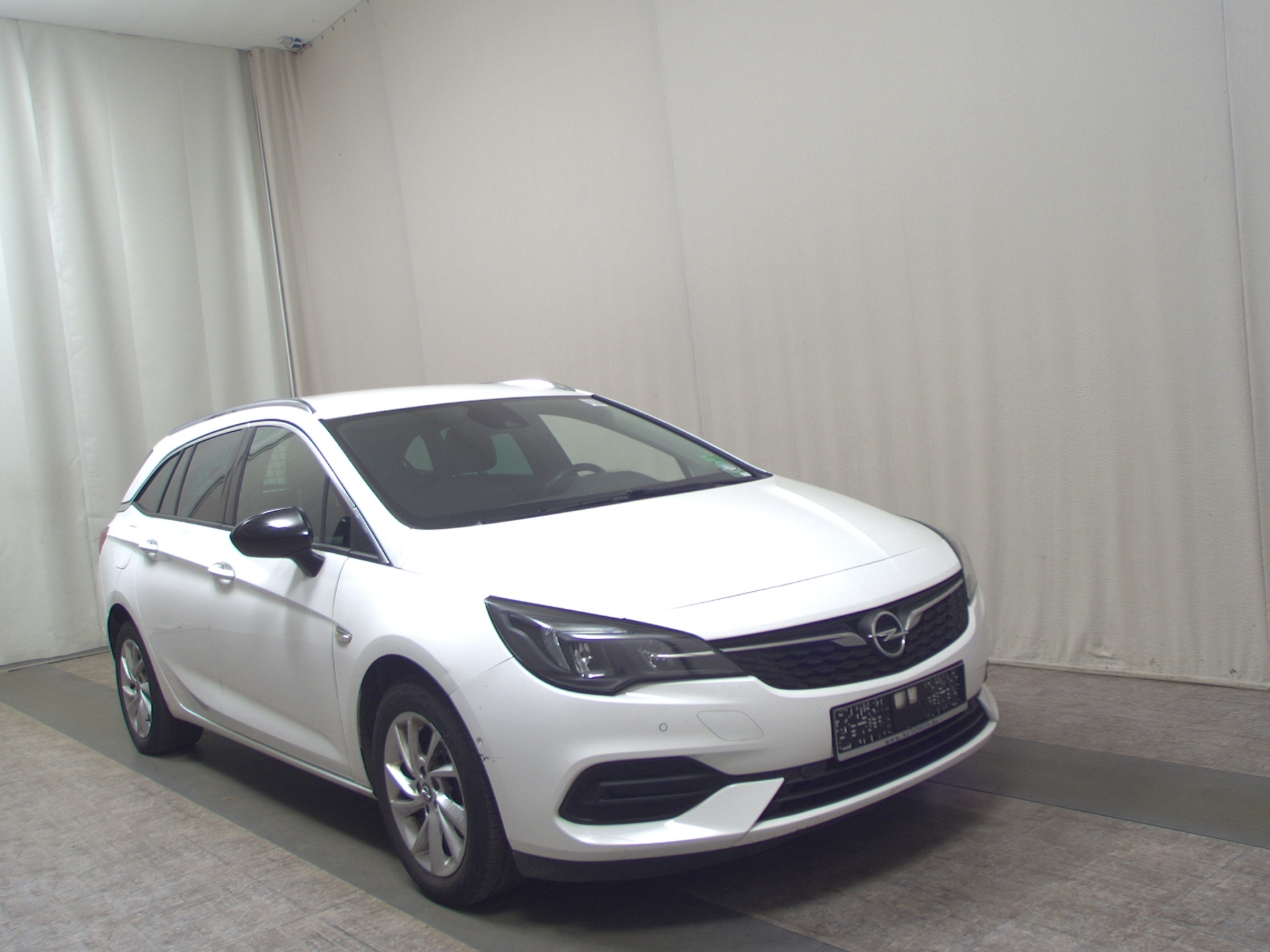 Opel Astra ST 1.5 D Elegance Navi LED AHK Sound 3
