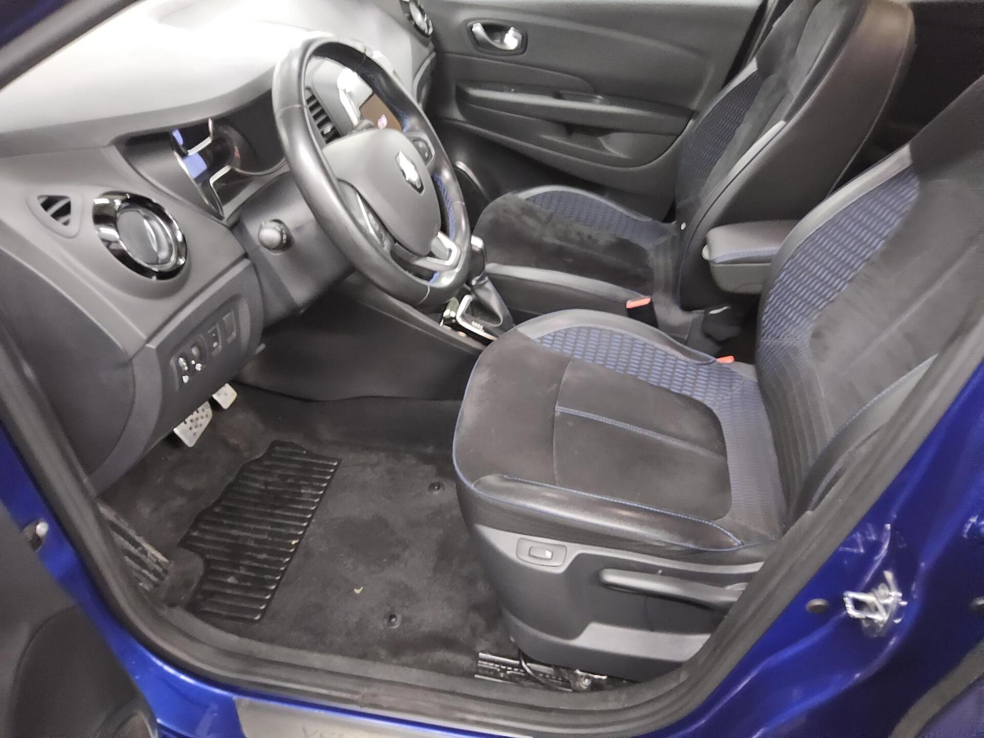 Renault Captur 1.3 TCe Version S Nav LED T-Leder RFK AHK 8