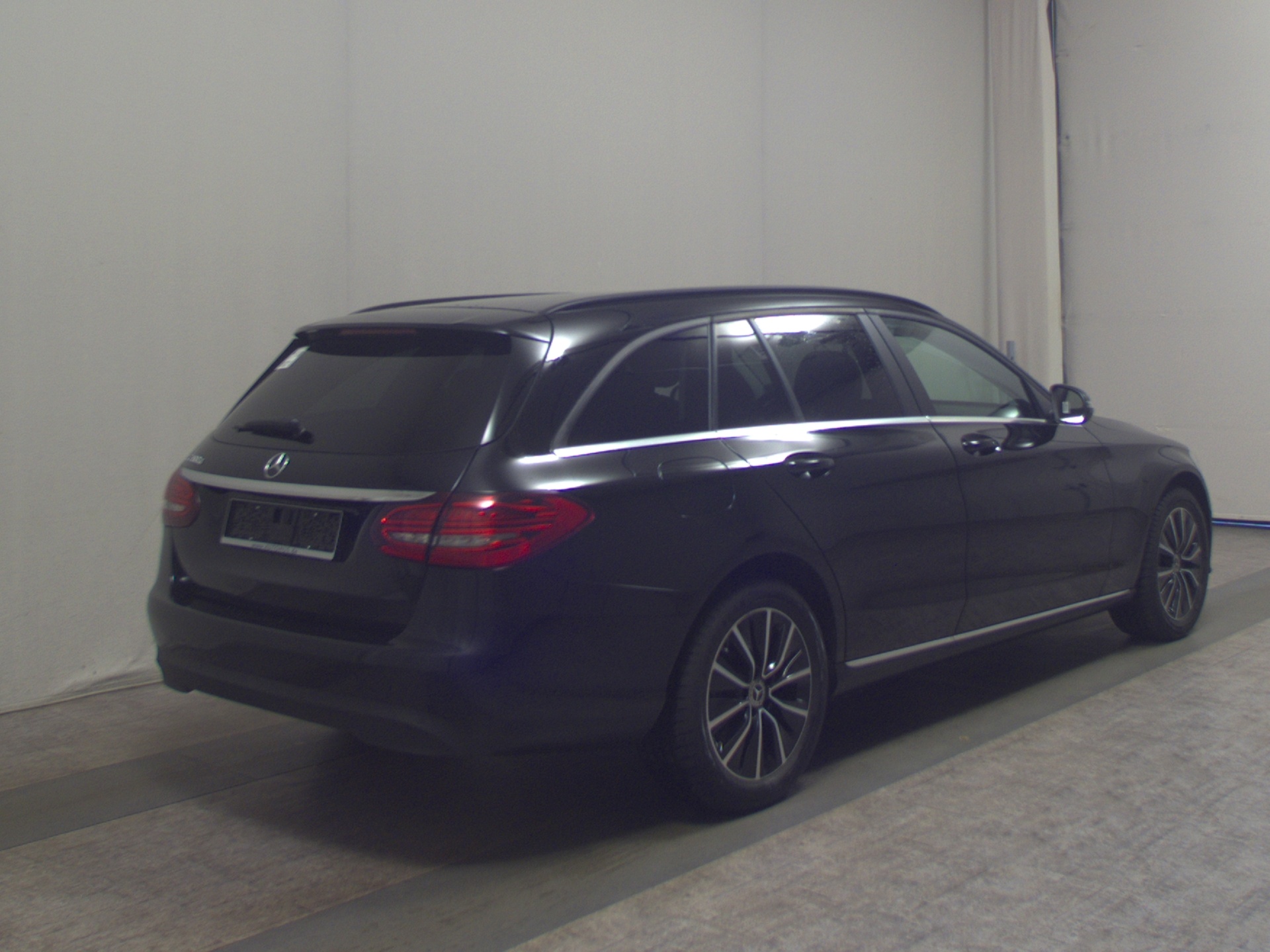 Mercedes-Benz C 200 T d Navi LED Shz PDC 4