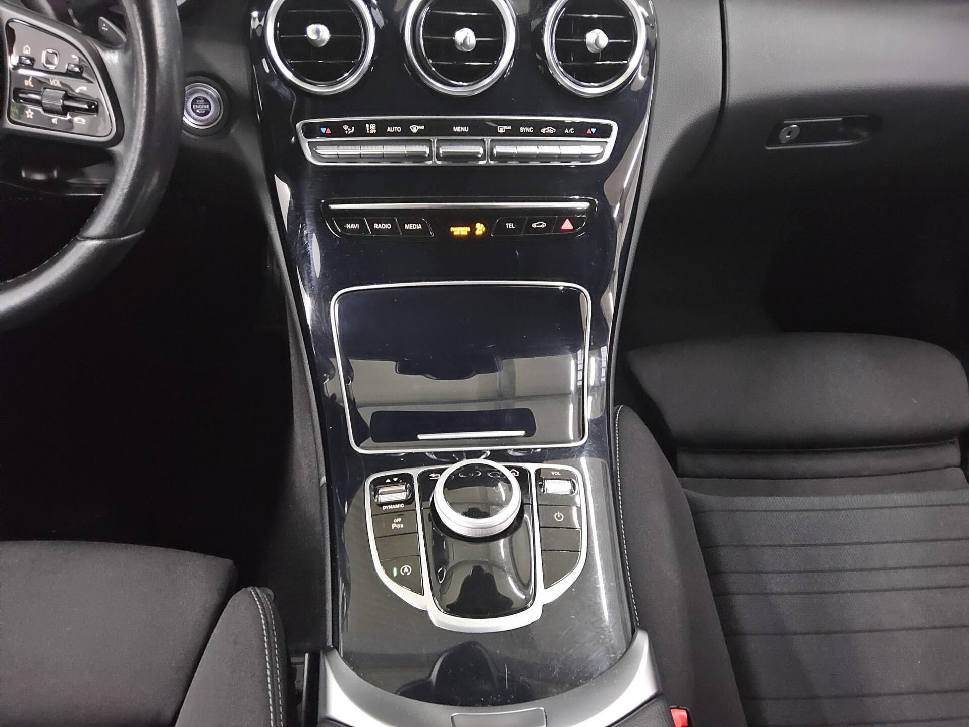 Mercedes-Benz C 200 T d Navi LED Shz PDC 6