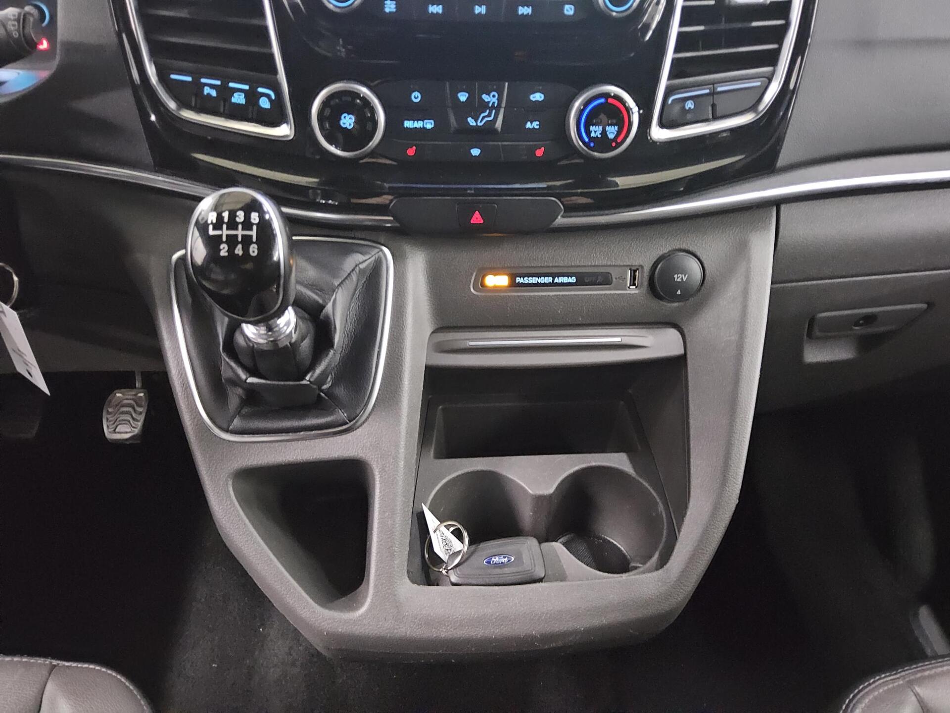 Ford Tourneo Custom 2.0 TDCi Titanium X Leder Navi 6