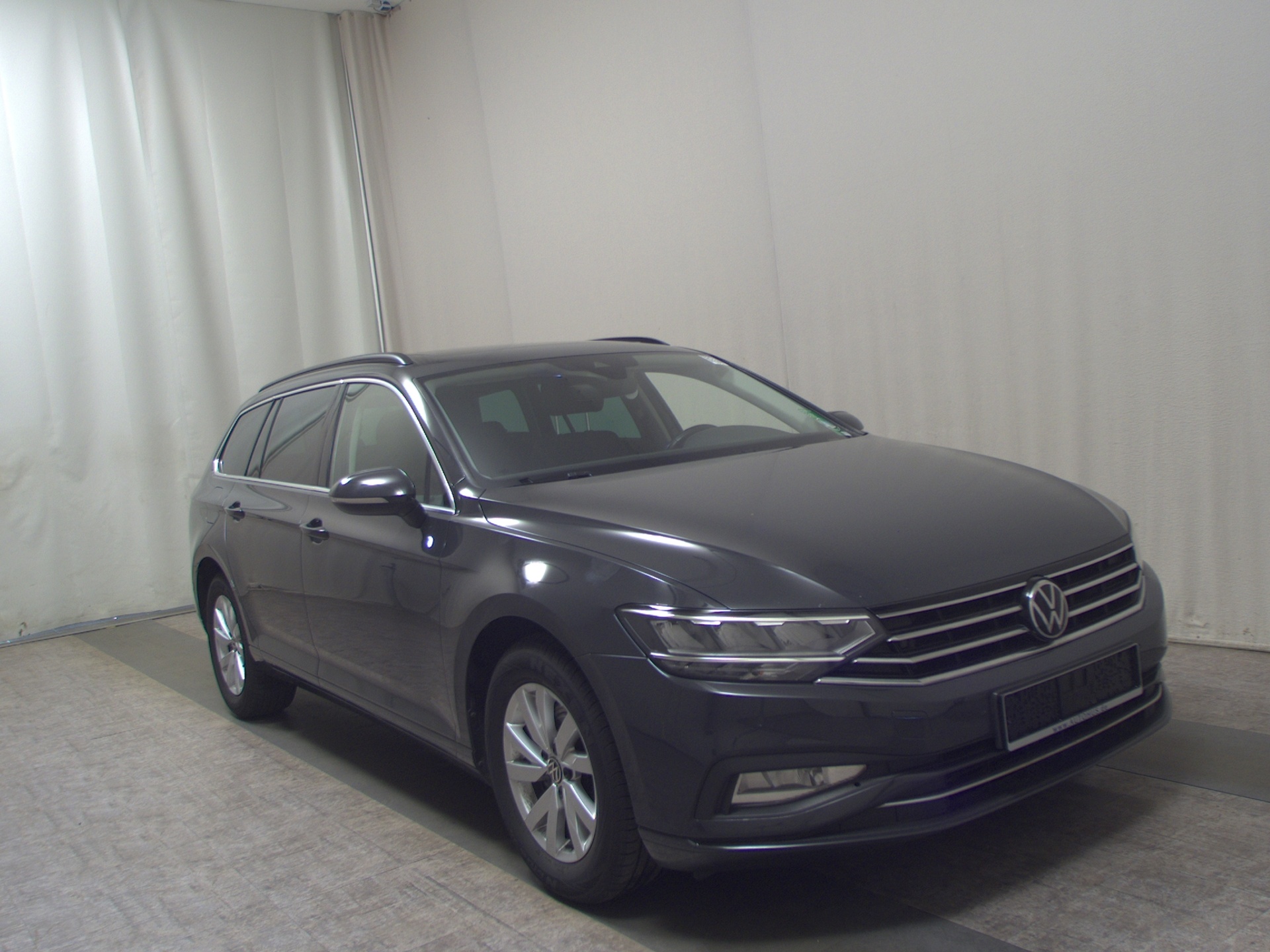 Volkswagen Passat Var. 2.0 TDI Business Navi LED Pano AHK 3