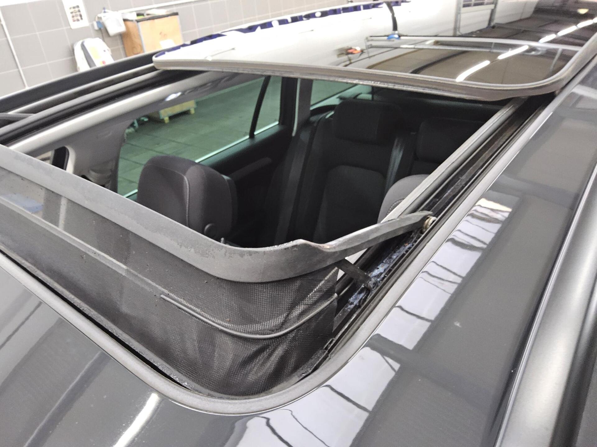 Volkswagen Passat Var. 2.0 TDI Business Navi LED Pano AHK 11