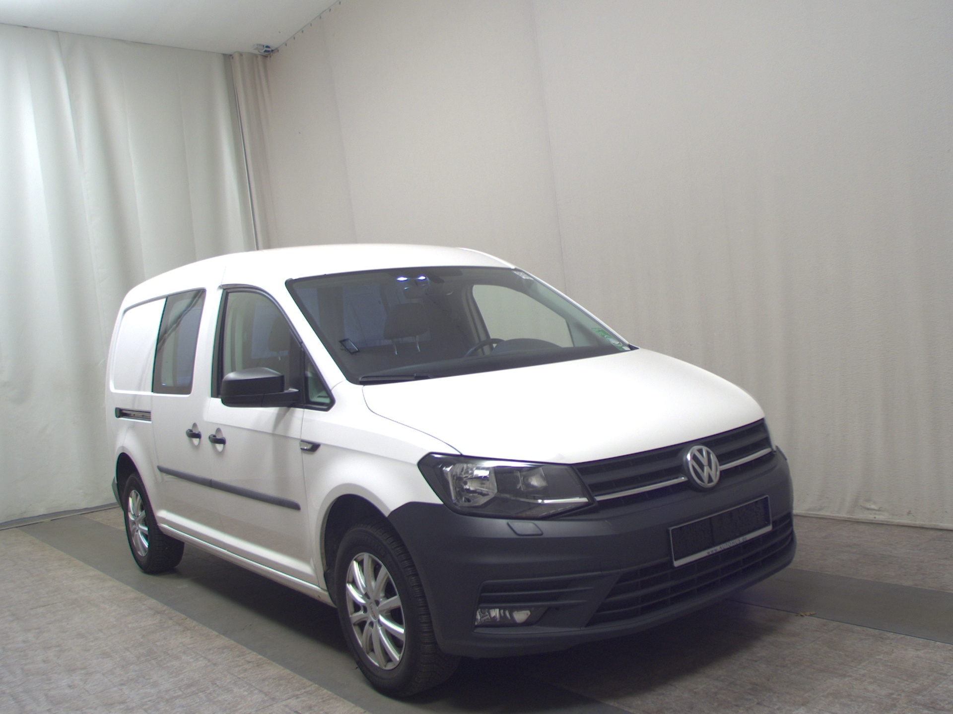 Volkswagen Caddy Maxi 2.0 TDI Kasten Navi Klima PDC SHZ BT 3