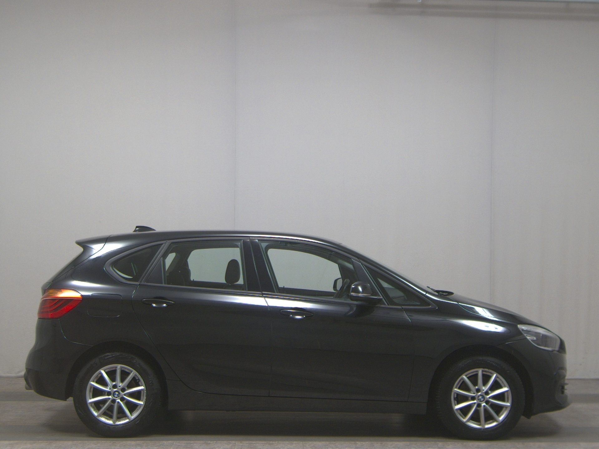 BMW 218 Active Tourer Advantage Leder Navi LED AHK