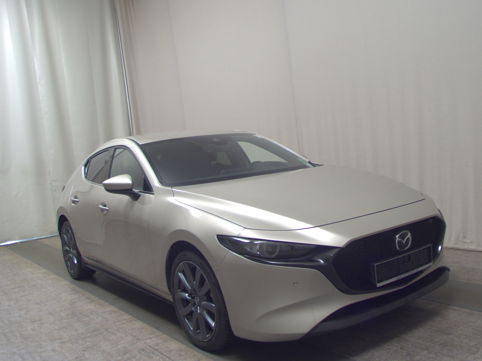 Mazda 3 2.0 SKYACTIV-G Navi LED Shz HuD RfK PDC ACC 3