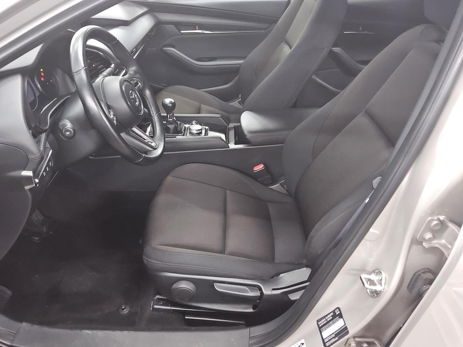 Mazda 3 2.0 SKYACTIV-G Navi LED Shz HuD RfK PDC ACC 8