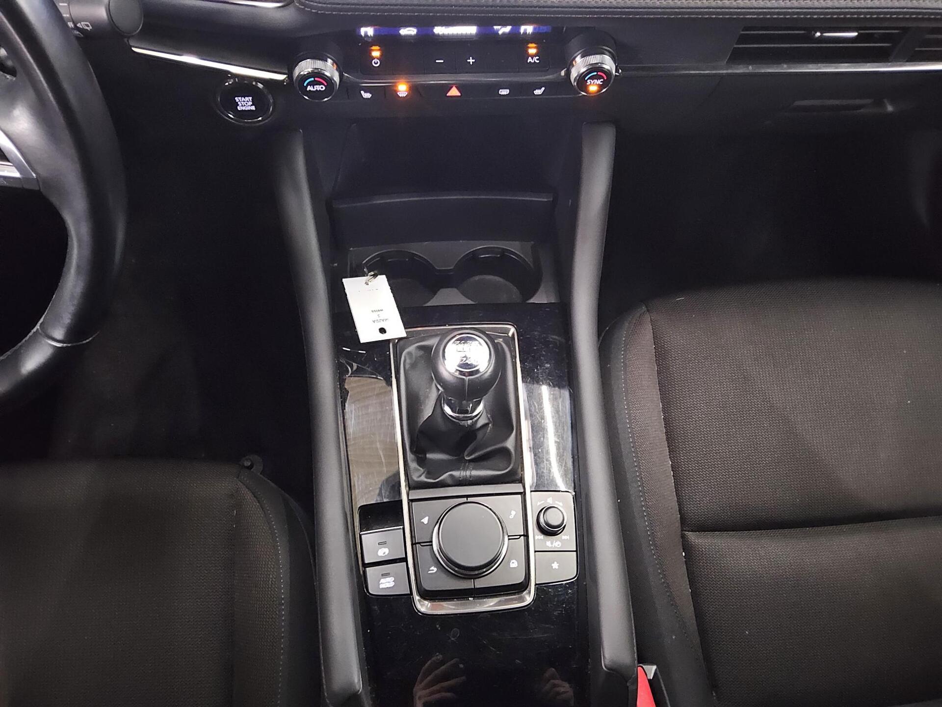 Mazda 3 2.0 SKYACTIV-G Navi LED Shz HuD RfK PDC ACC 6