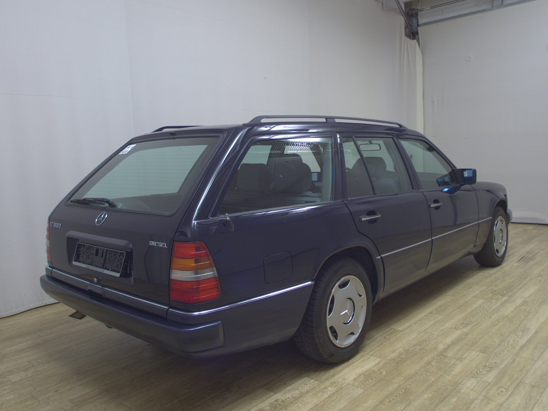 Mercedes-Benz E 300 T-Modell W124 Scheckheftgepflegt 2.Hand SD 4