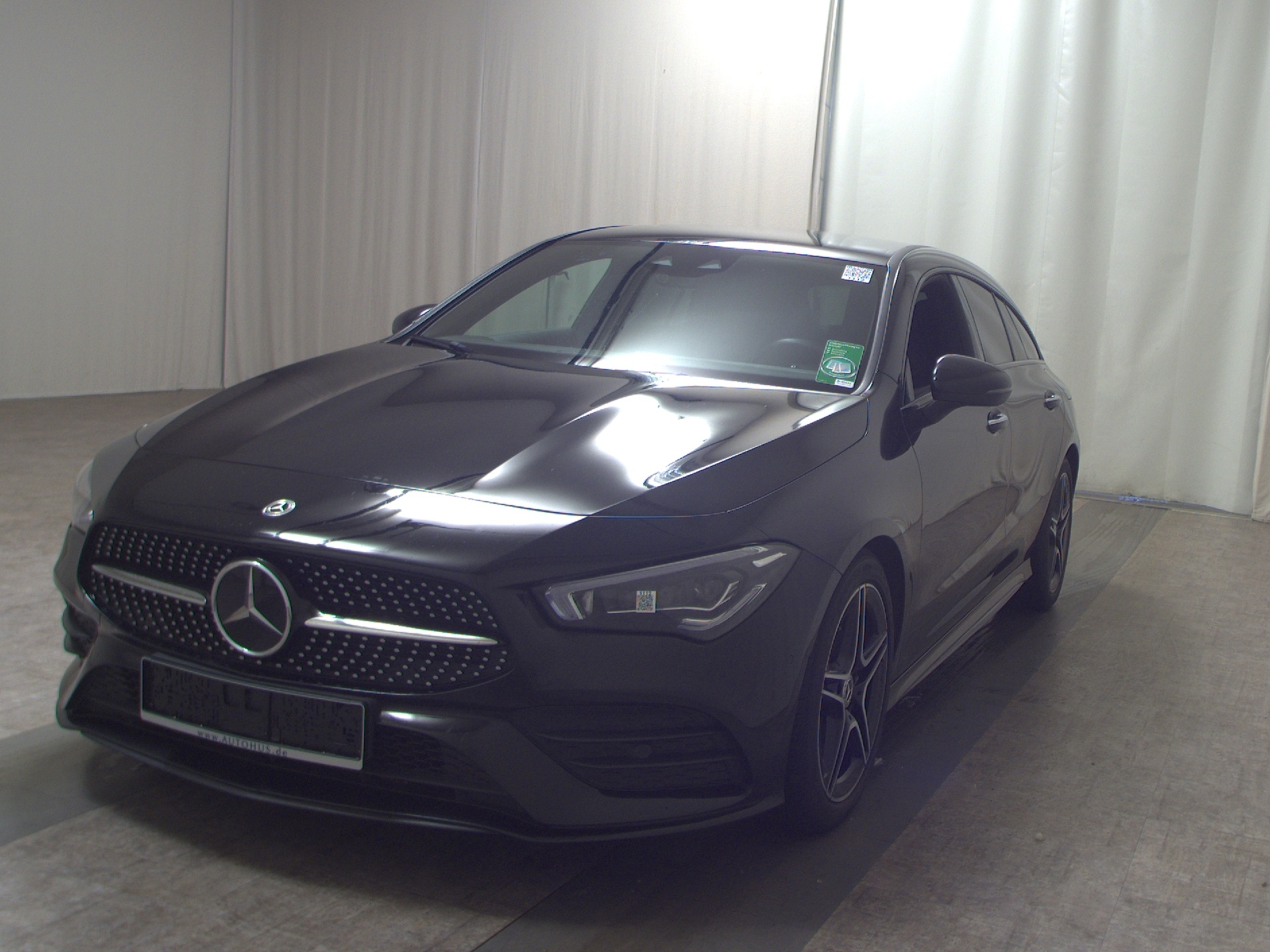 Mercedes-Benz CLA 220 SB d AMG-Line Night Navi LED Sound AHK 2