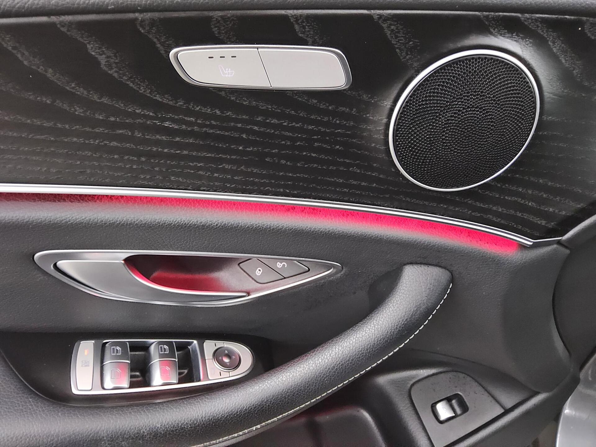 Mercedes-Benz E 220 d Avantgarde Navi LED Night RfK AHK 10