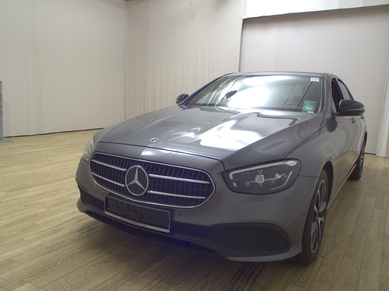 Mercedes-Benz E 220 d Avantgarde Navi LED Night RfK AHK 2