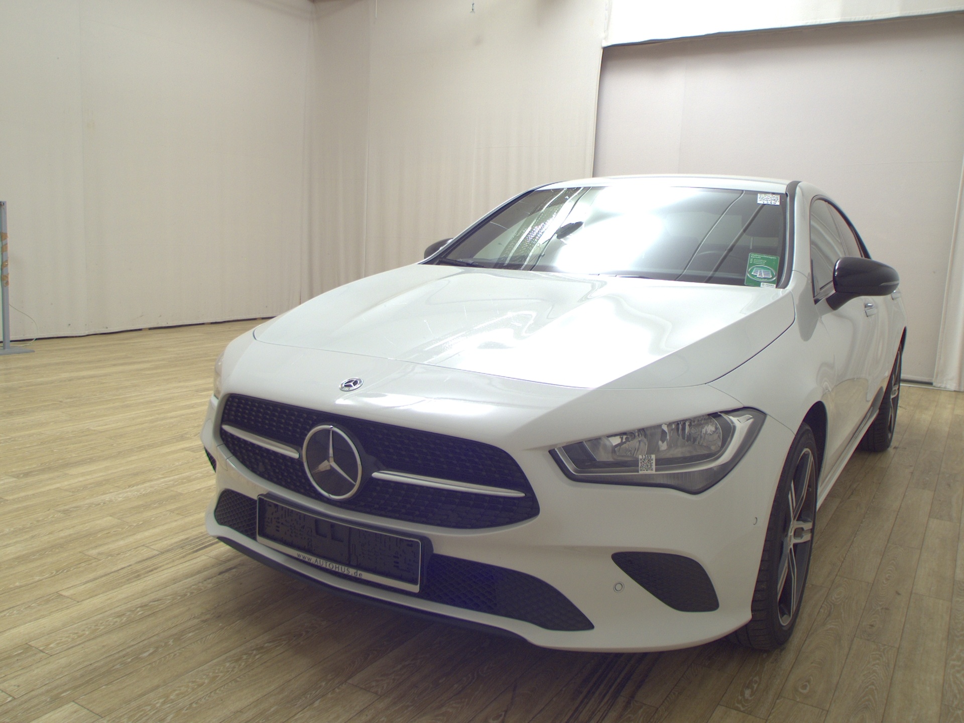 Mercedes-Benz CLA 200 d Progressive Navi Night RfK Distronic+ 2