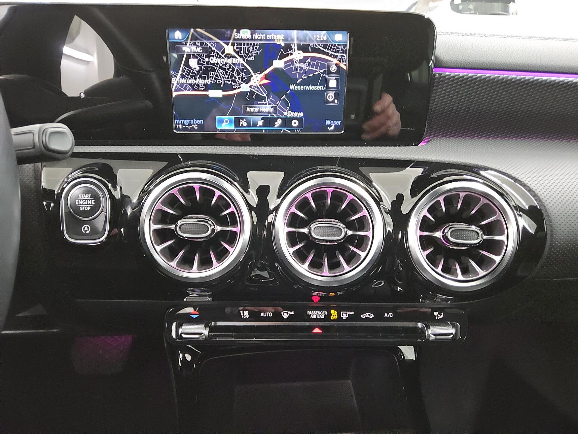 Mercedes-Benz CLA 200 d Progressive Navi Night RfK Distronic+ 7