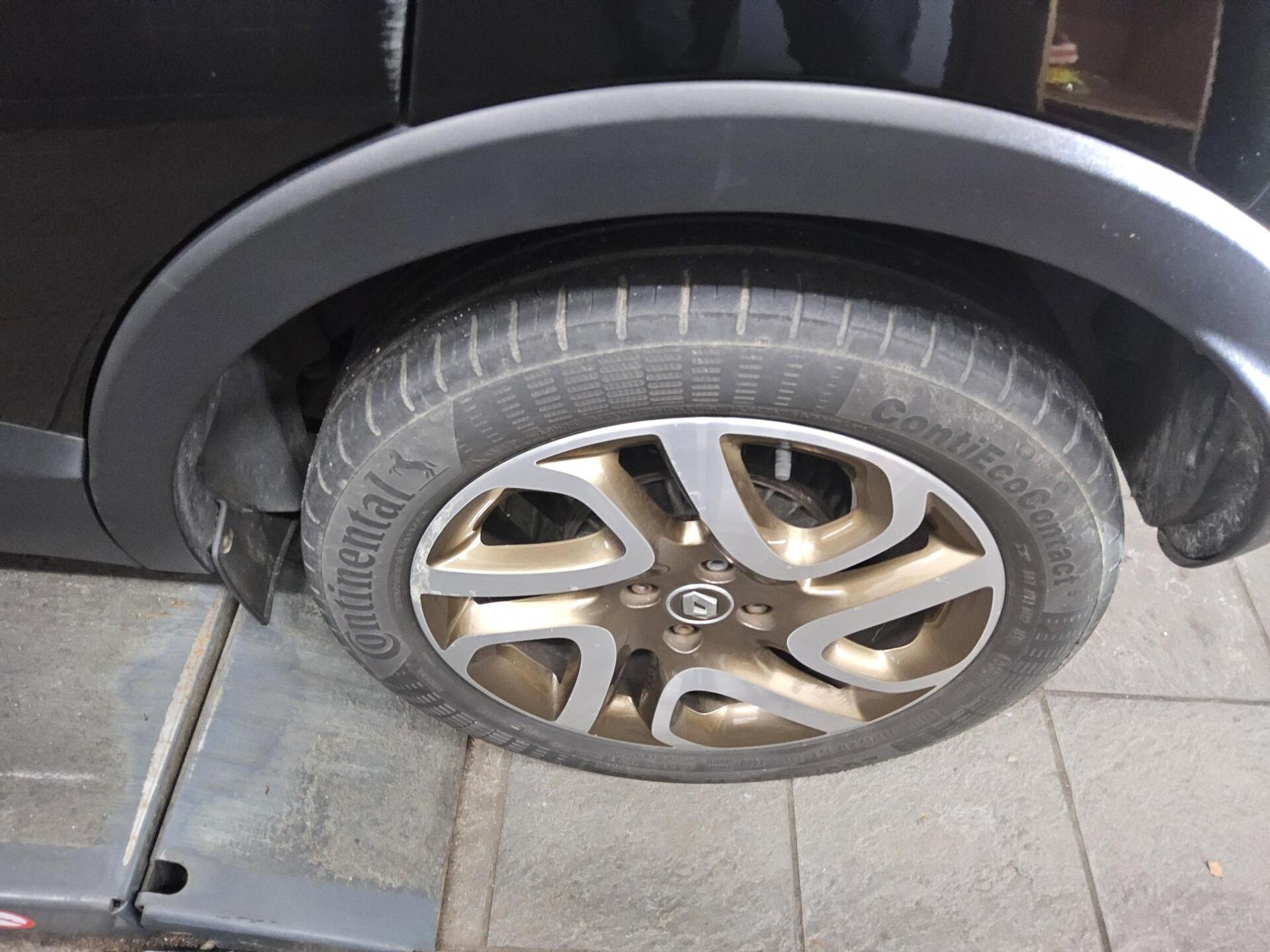 Renault Captur 1.5 dCi Energy Navi AHK RfK Keyless Shz 10