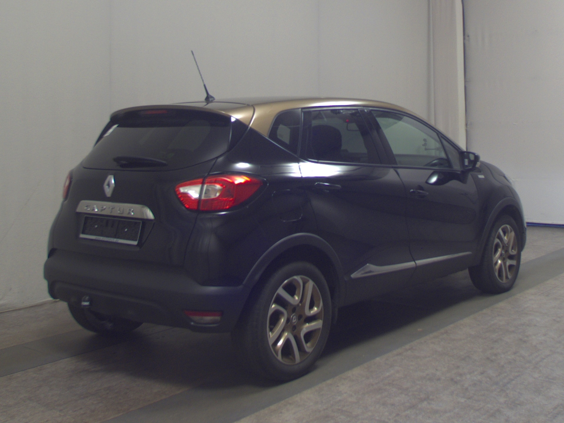 Renault Captur 1.5 dCi Energy Navi AHK RfK Keyless Shz 4